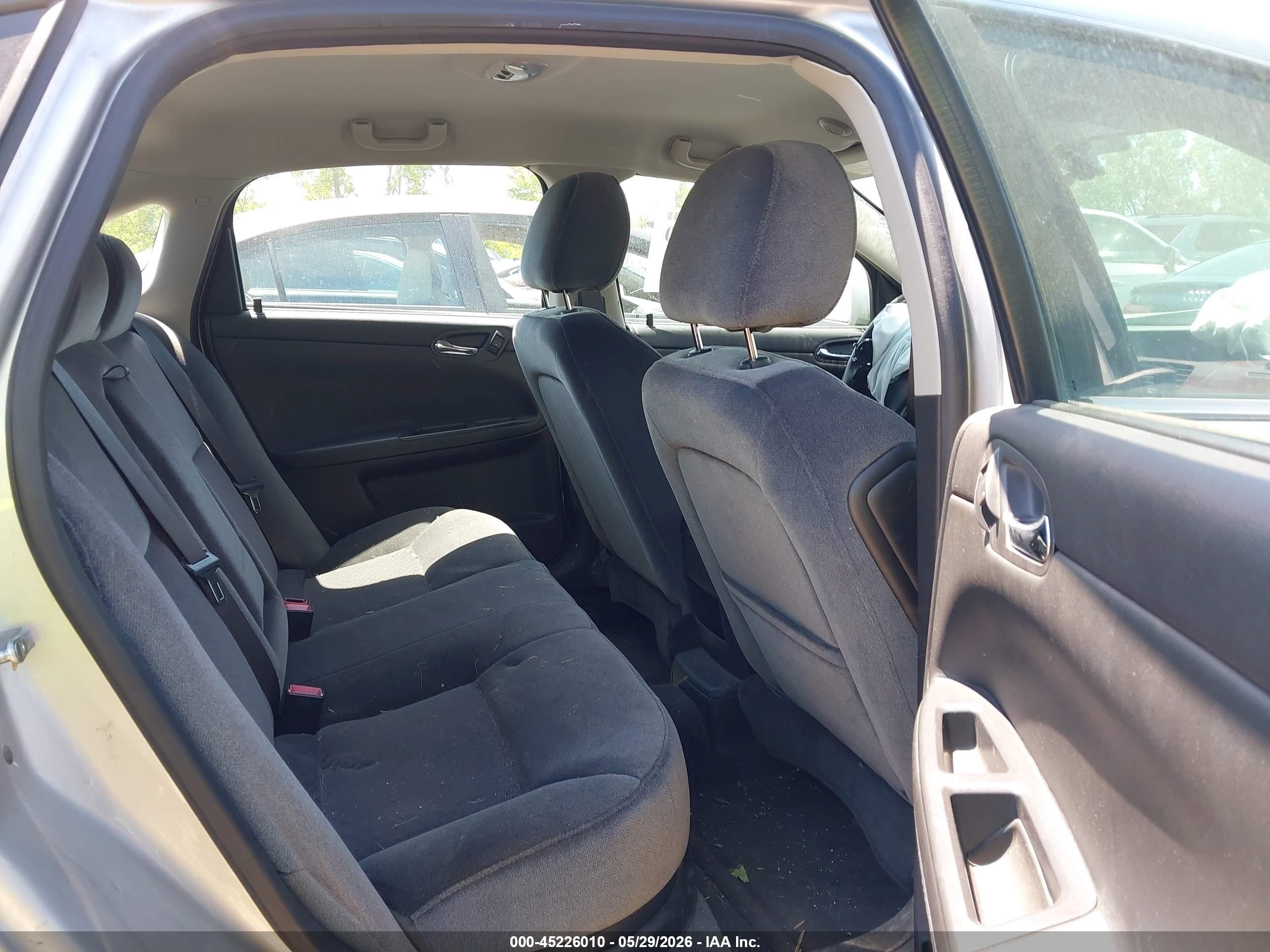 2010 Chevrolet Impala Lt Silver vin: 2G1WB5EK7A1138385