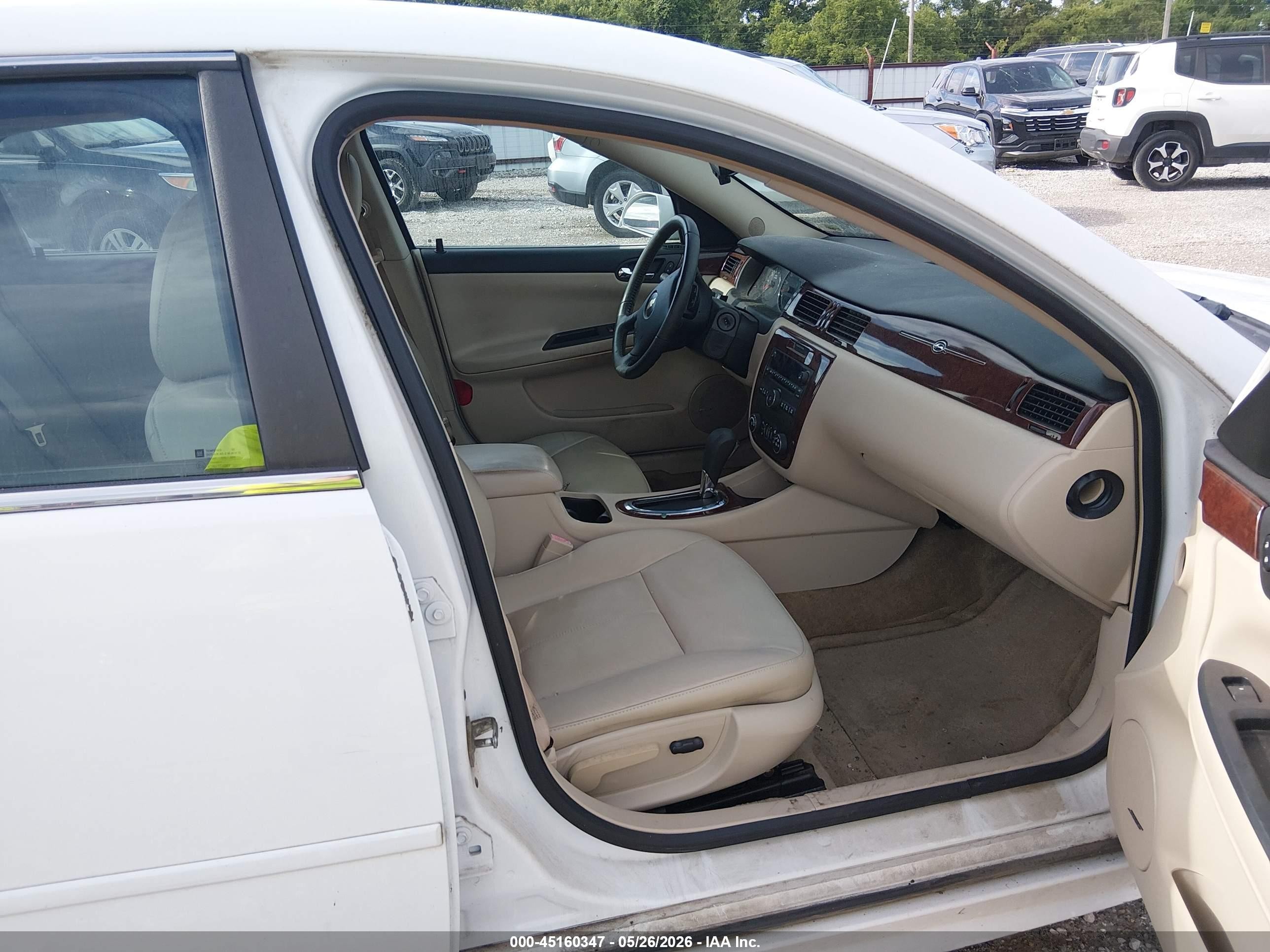 2010 Chevrolet Impala Lt Белый vin: 2G1WB5EK7A1157521