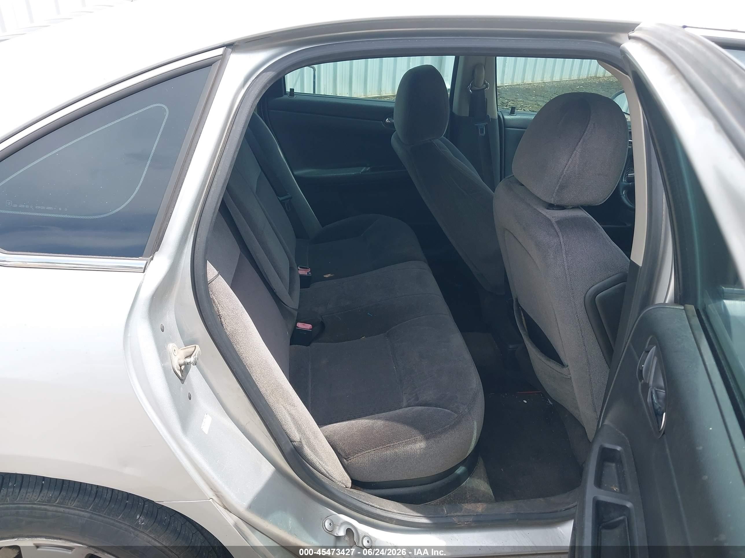 2010 Chevrolet Impala Lt Серебряный vin: 2G1WB5EK7A1167837