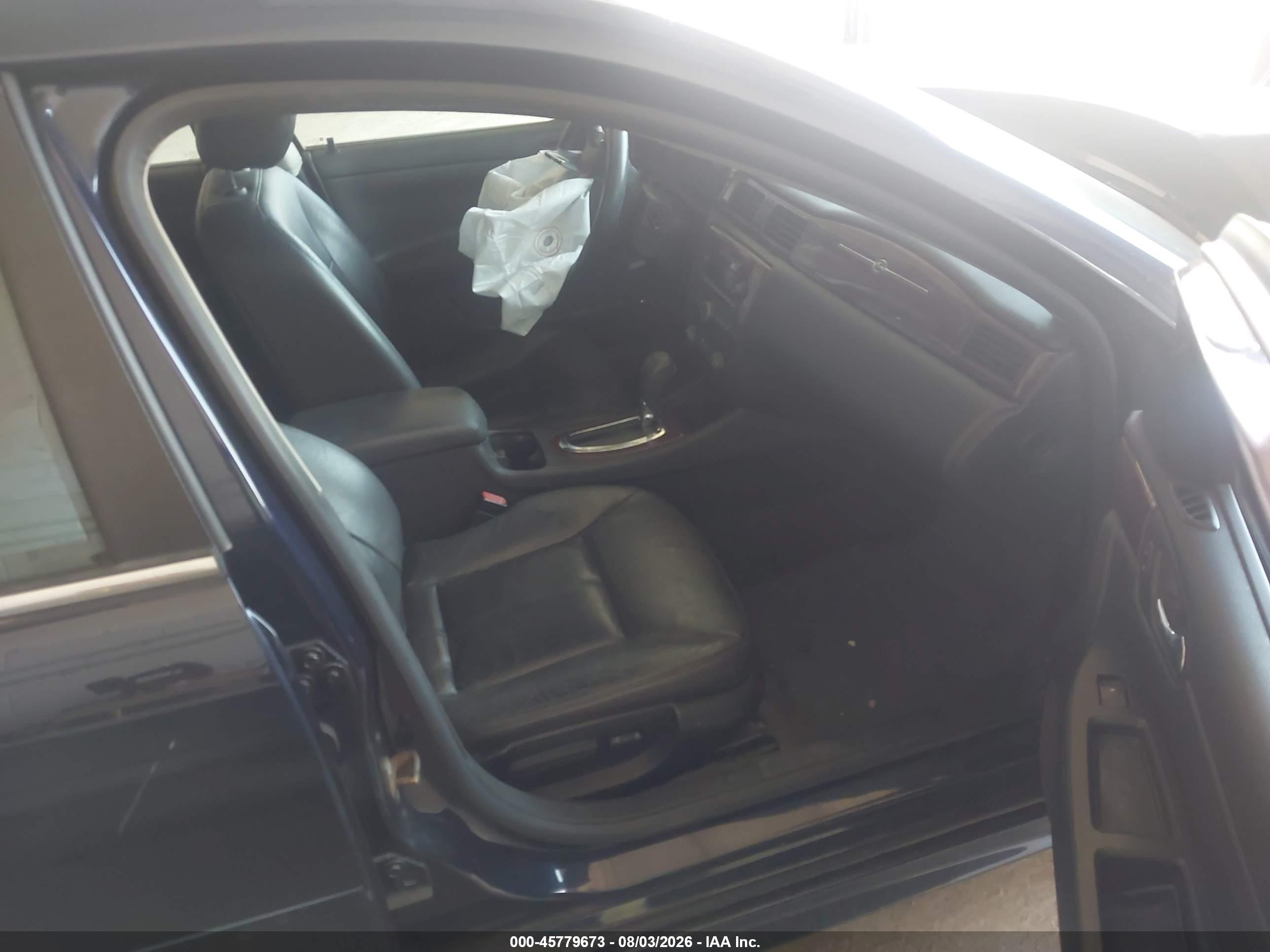 2010 Chevrolet Impala Lt Blue vin: 2G1WB5EK7A1189613