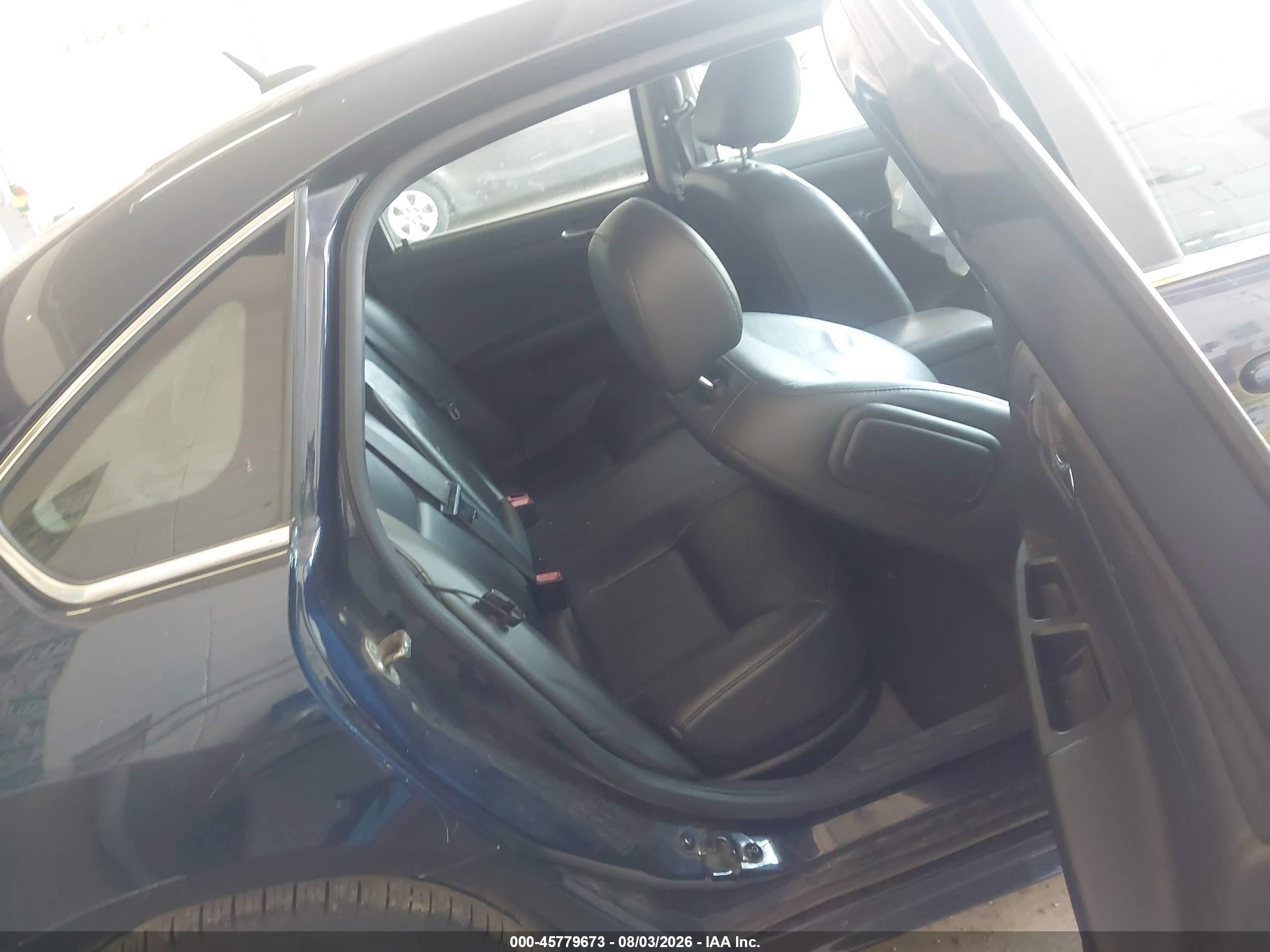2010 Chevrolet Impala Lt Blue vin: 2G1WB5EK7A1189613