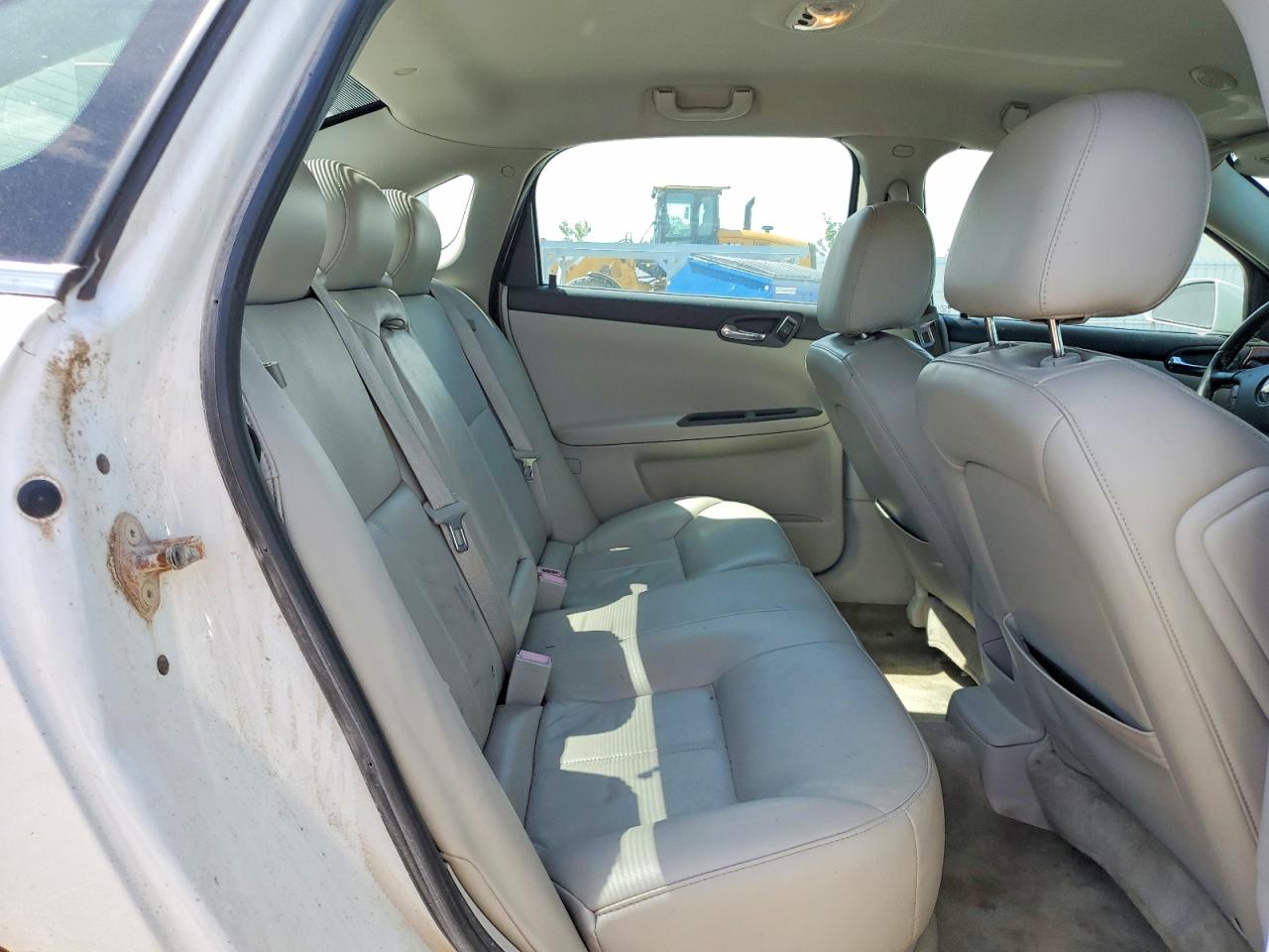 2010 Chevrolet Impala Lt Белый vin: 2G1WB5EK7A1205499