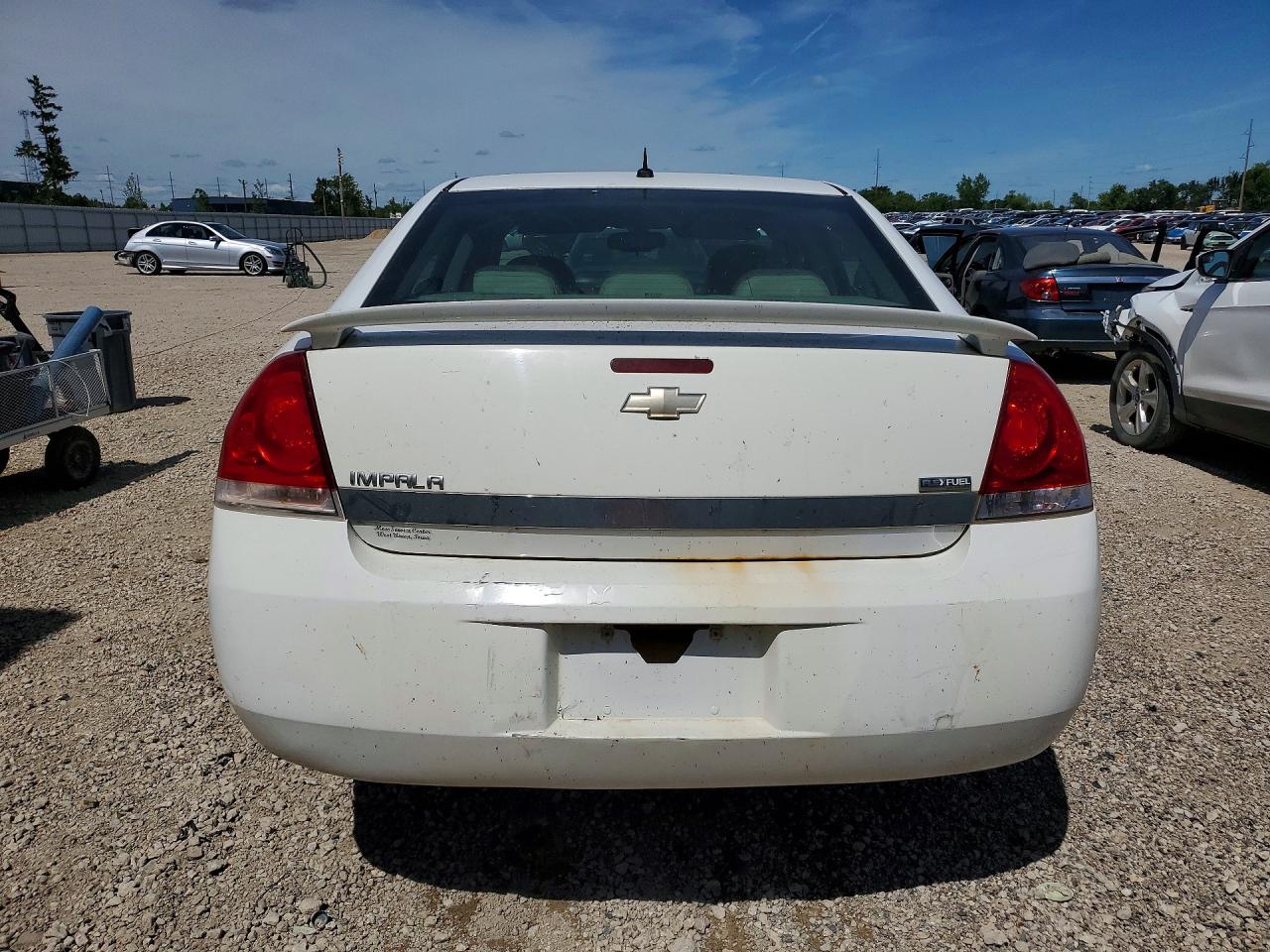 2010 Chevrolet Impala Lt Белый vin: 2G1WB5EK7A1205499