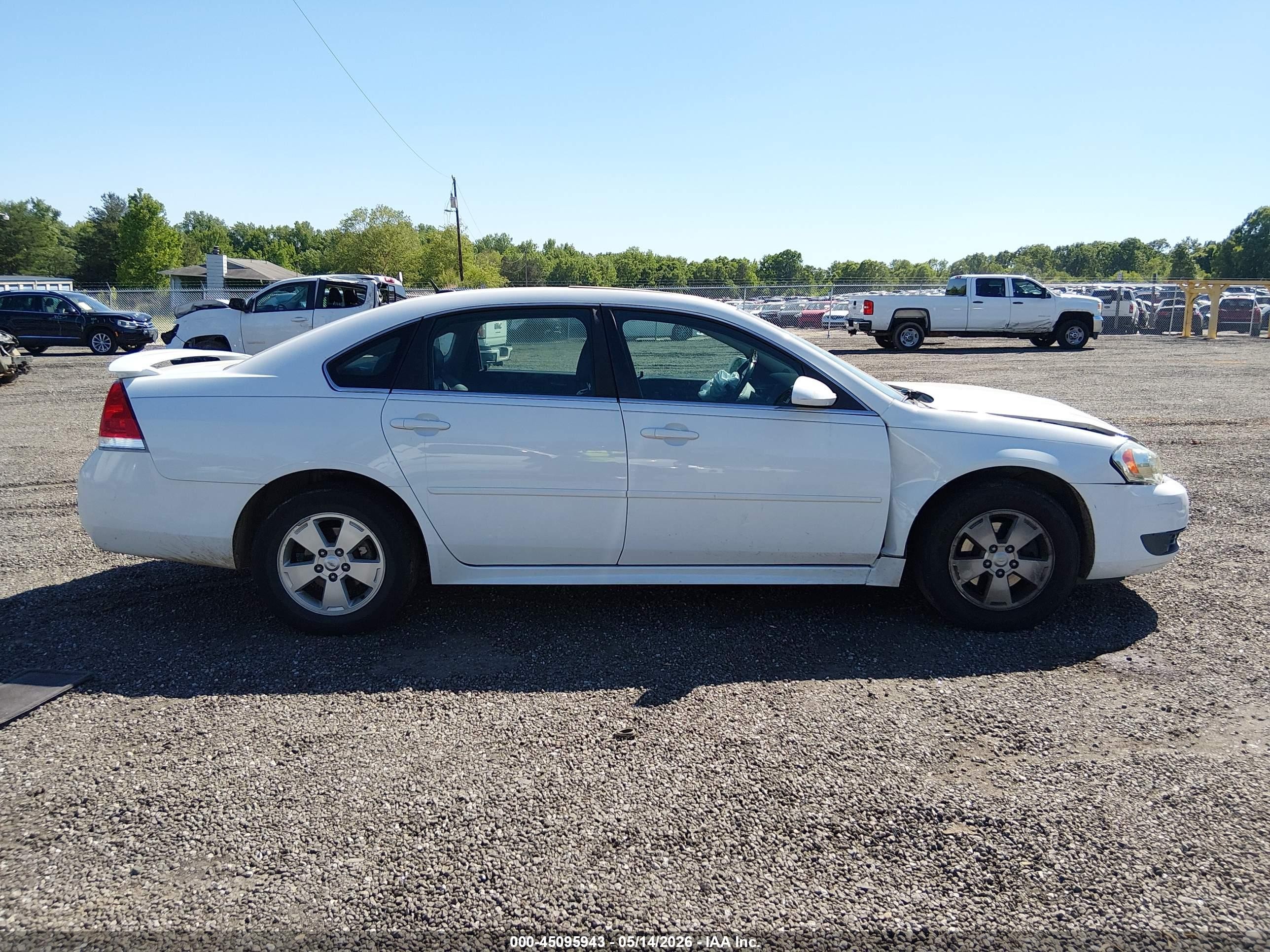 2010 Chevrolet Impala Lt White vin: 2G1WB5EK7A1224344