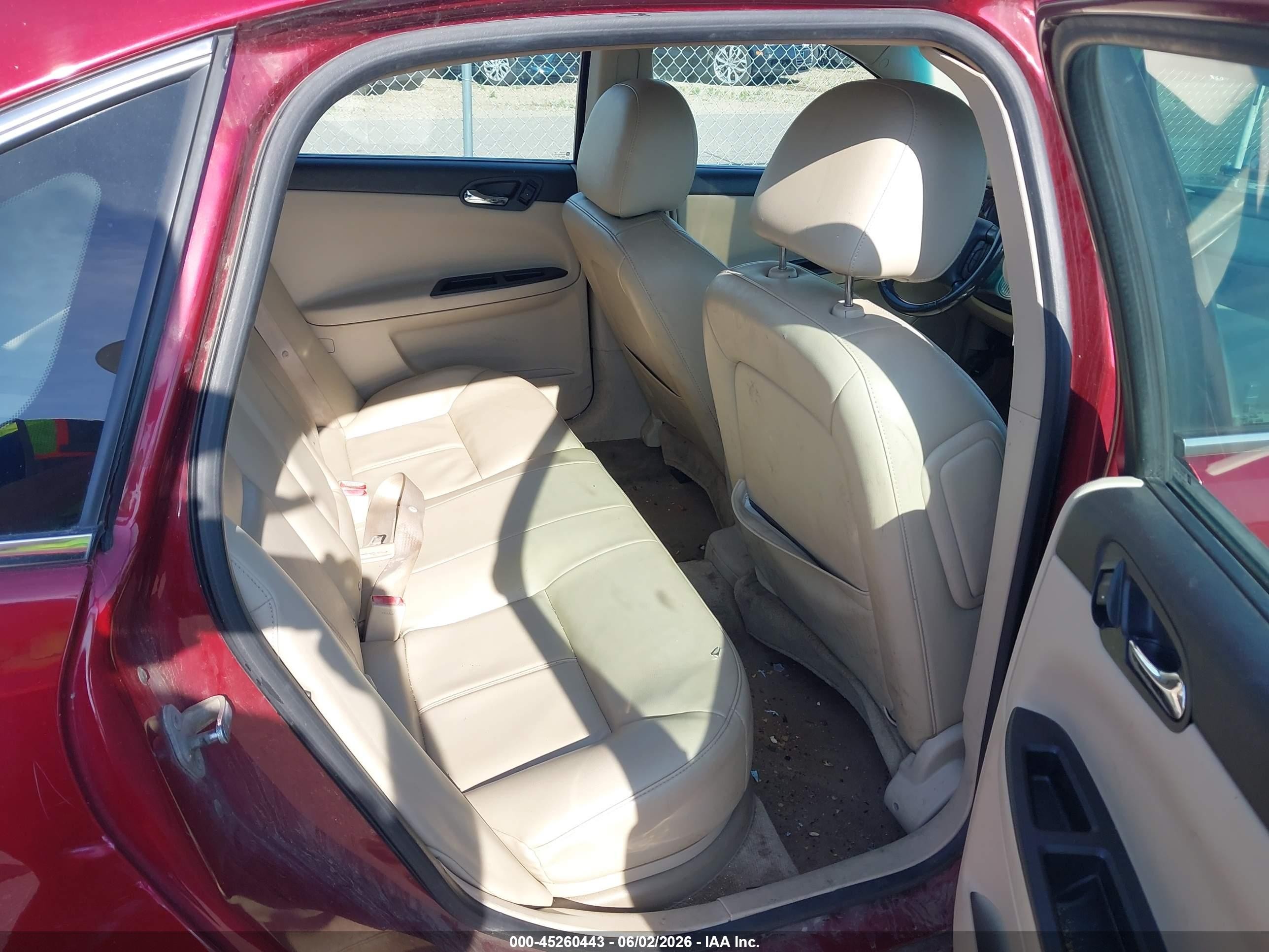 2011 Chevrolet Impala Lt Red vin: 2G1WB5EK7B1184963