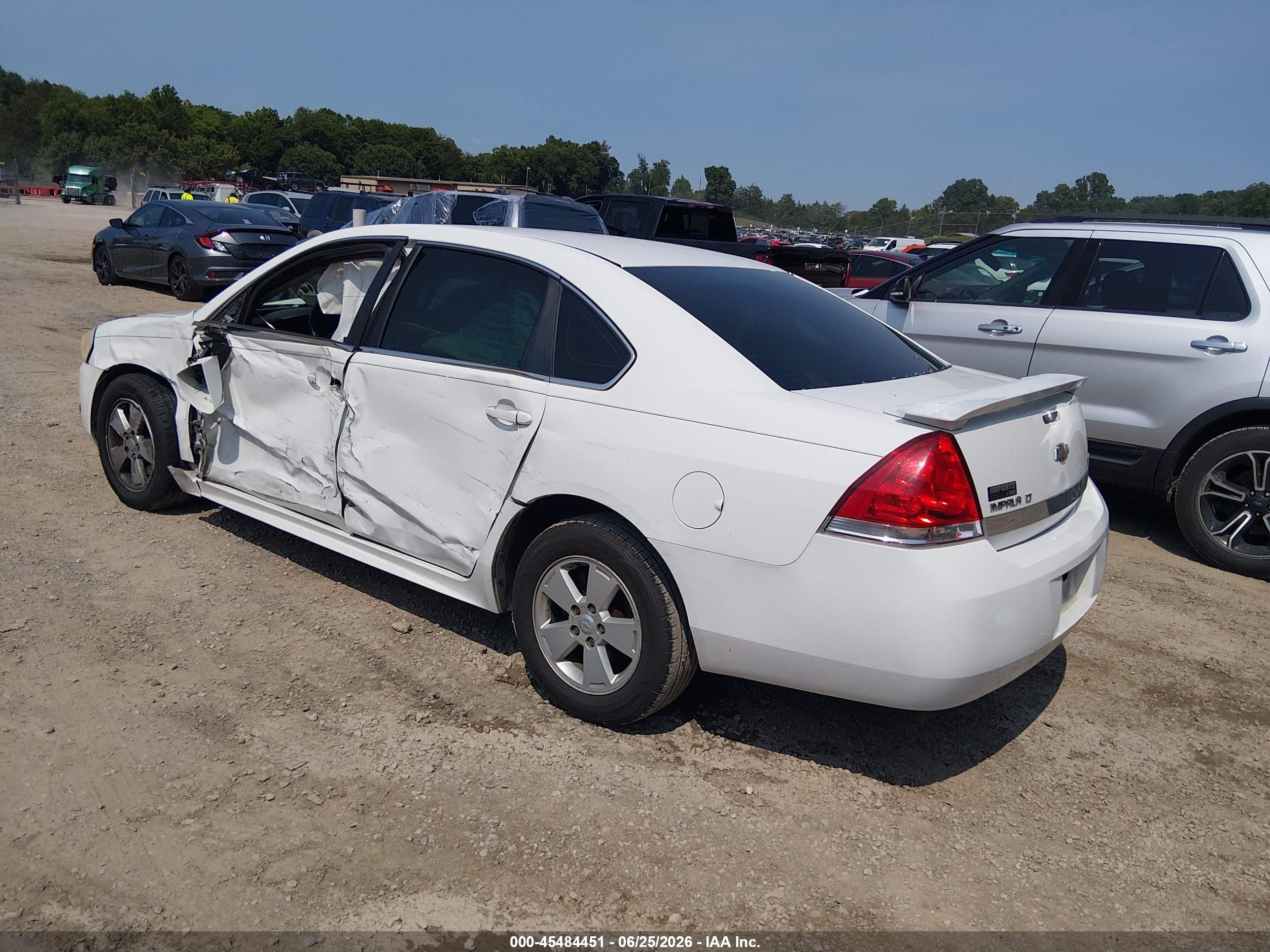 2010 Chevrolet Impala Lt White vin: 2G1WB5EK8A1168639