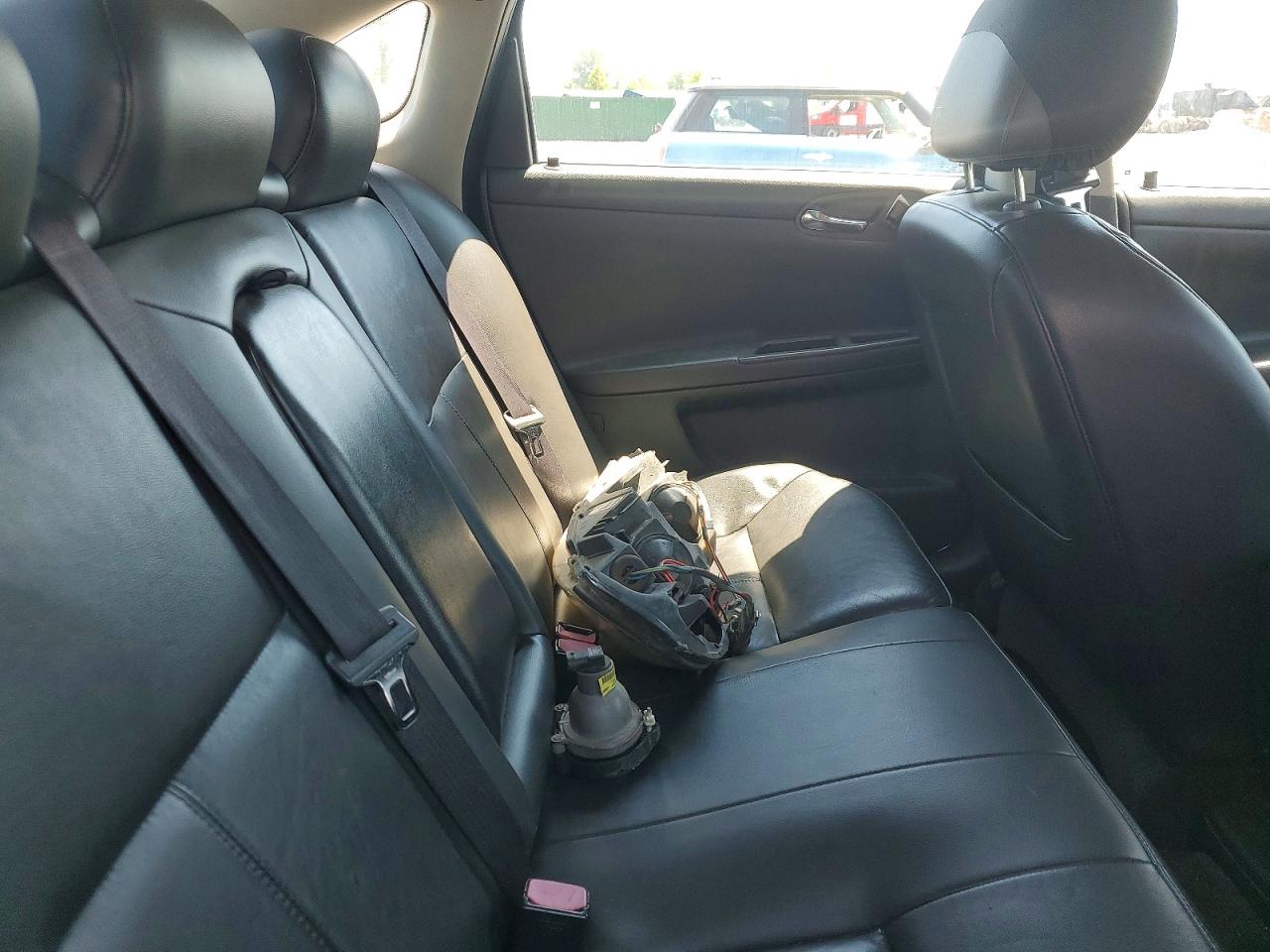 2010 Chevrolet Impala Lt Silver vin: 2G1WB5EK8A1200201