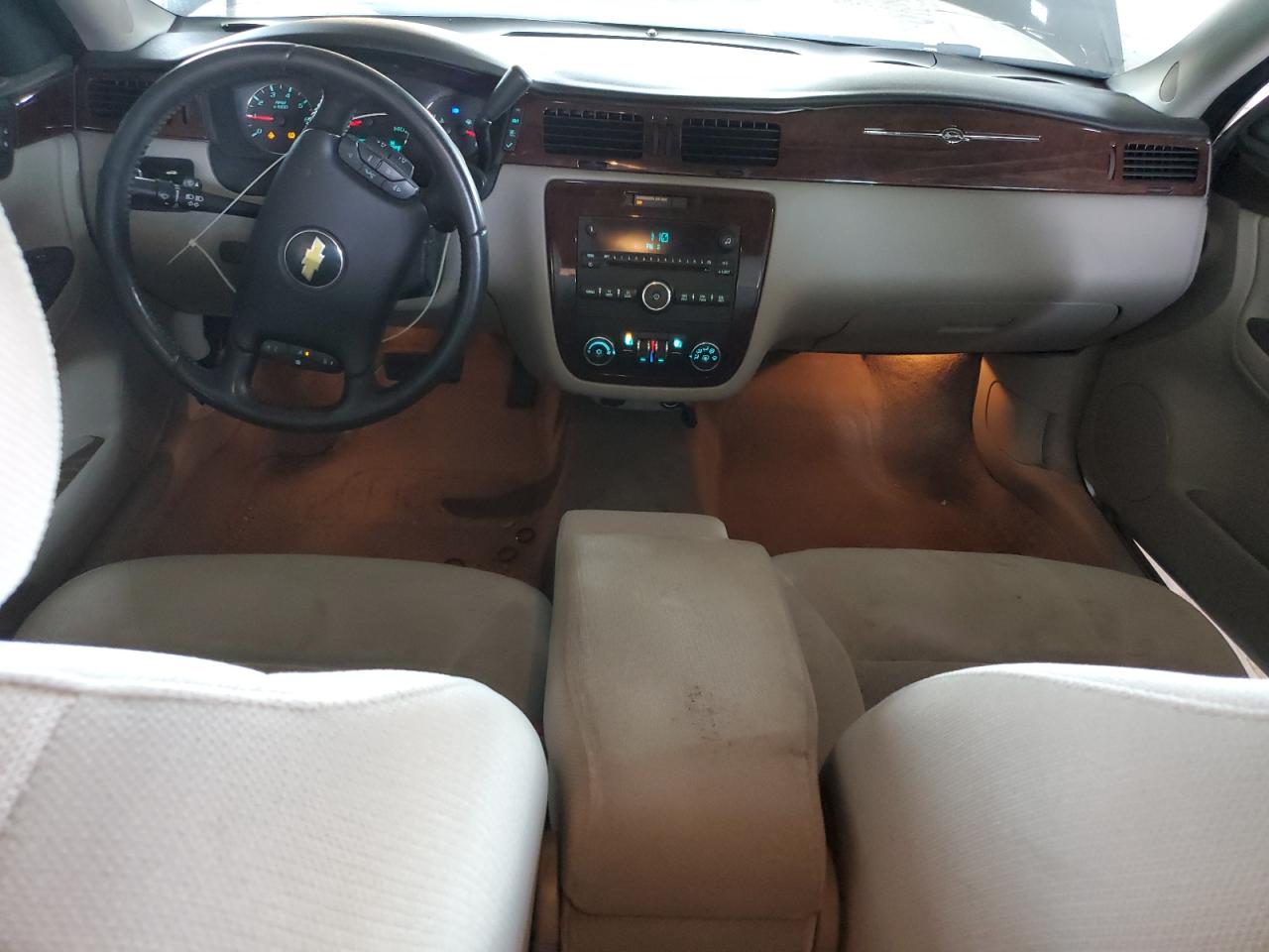 2010 Chevrolet Impala Lt Серебряный vin: 2G1WB5EK8A1254811