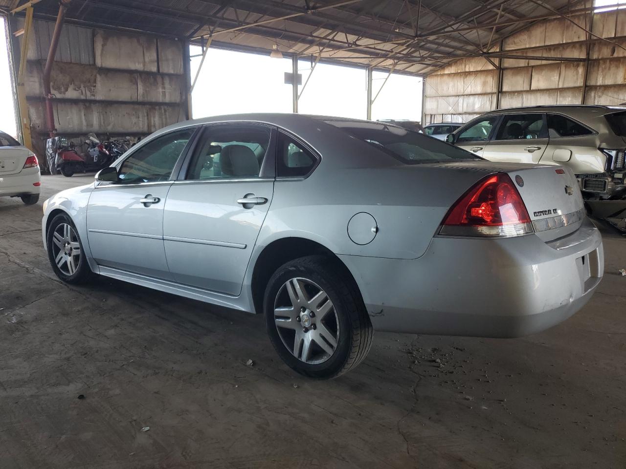 2010 Chevrolet Impala Lt Серебряный vin: 2G1WB5EK8A1254811