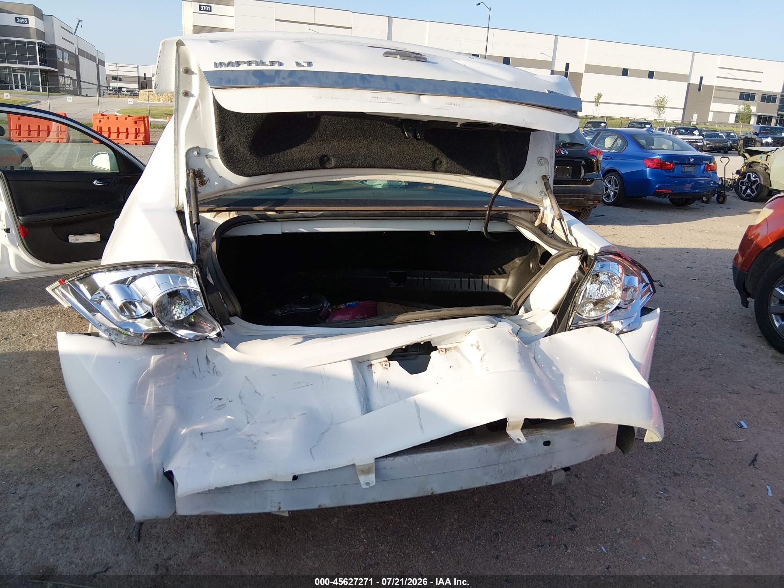 2010 Chevrolet Impala Lt White vin: 2G1WB5EK8A1261919
