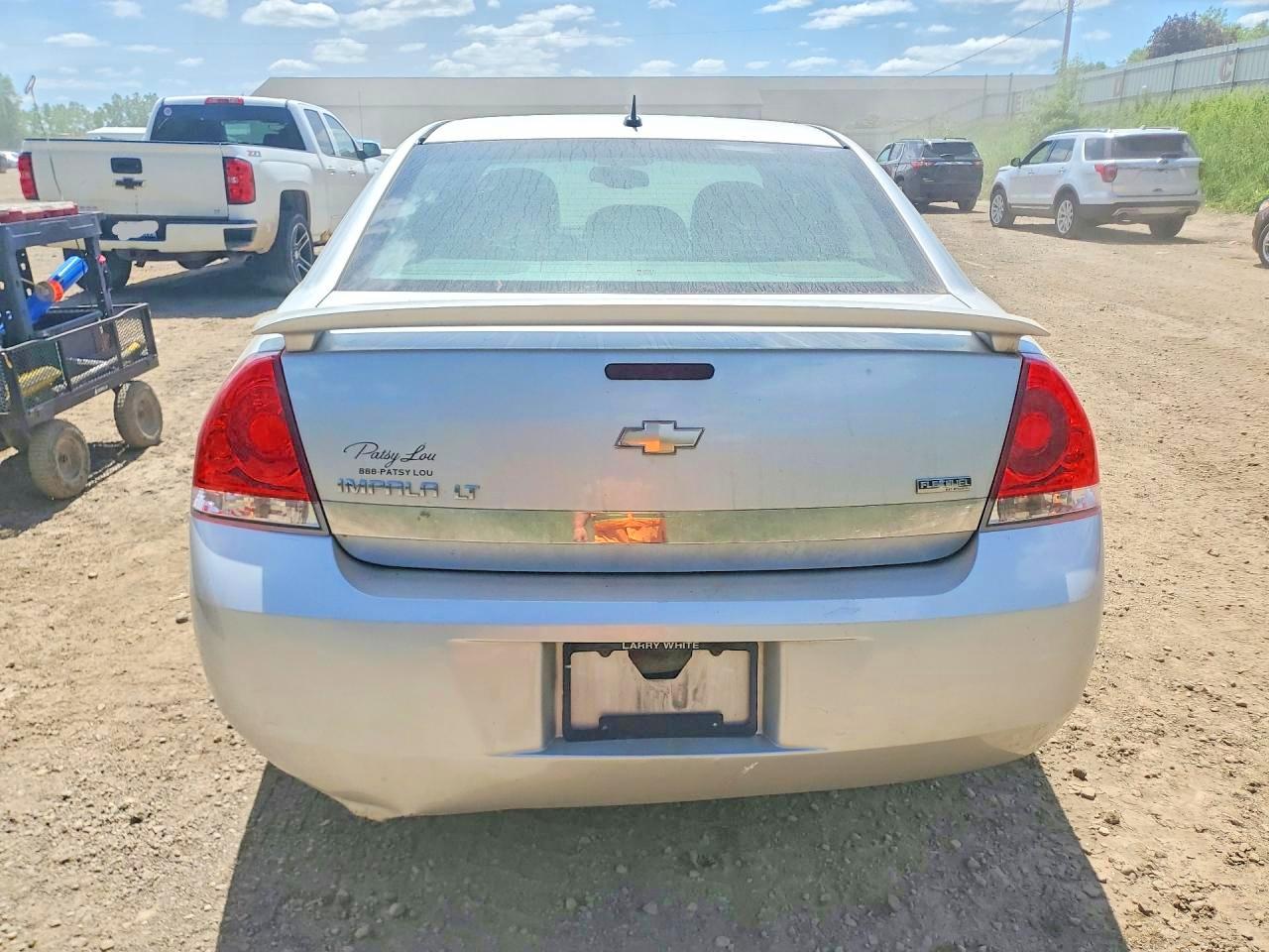 2011 Chevrolet Impala Silver vin: 2G1WB5EK8B1184664