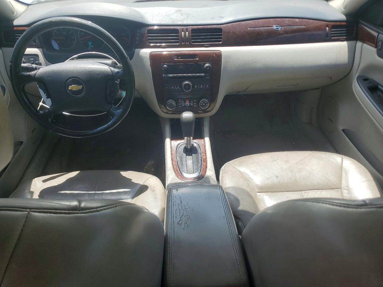 2011 Chevrolet Impala Silver vin: 2G1WB5EK8B1184664