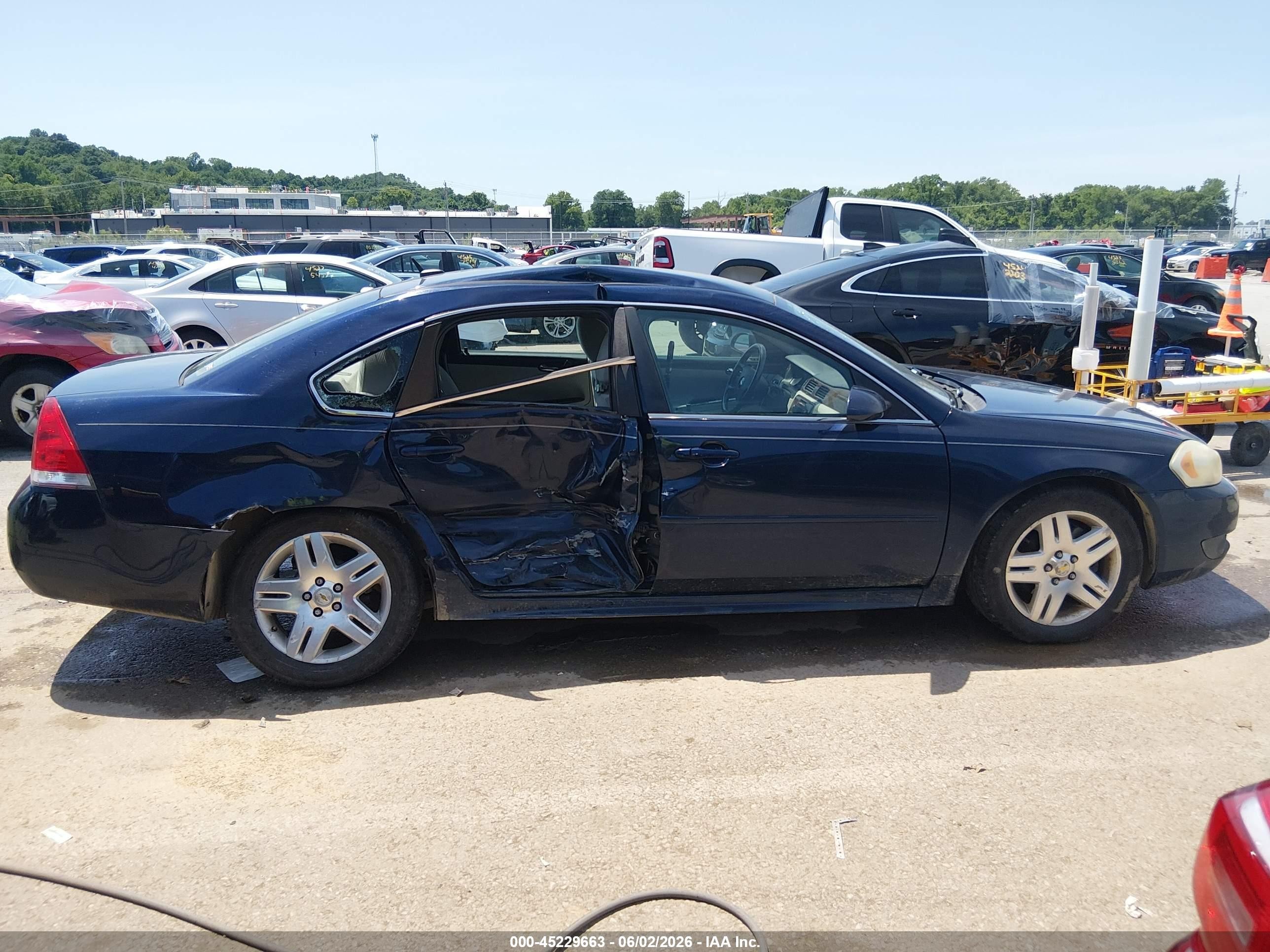 2011 Chevrolet Impala Lt Blue vin: 2G1WB5EK9B1208924
