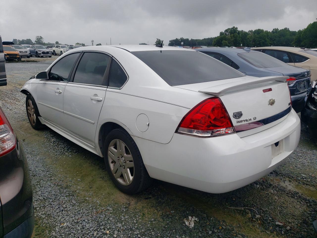 2010 Chevrolet Impala Lt White vin: 2G1WB5EKXA1232079