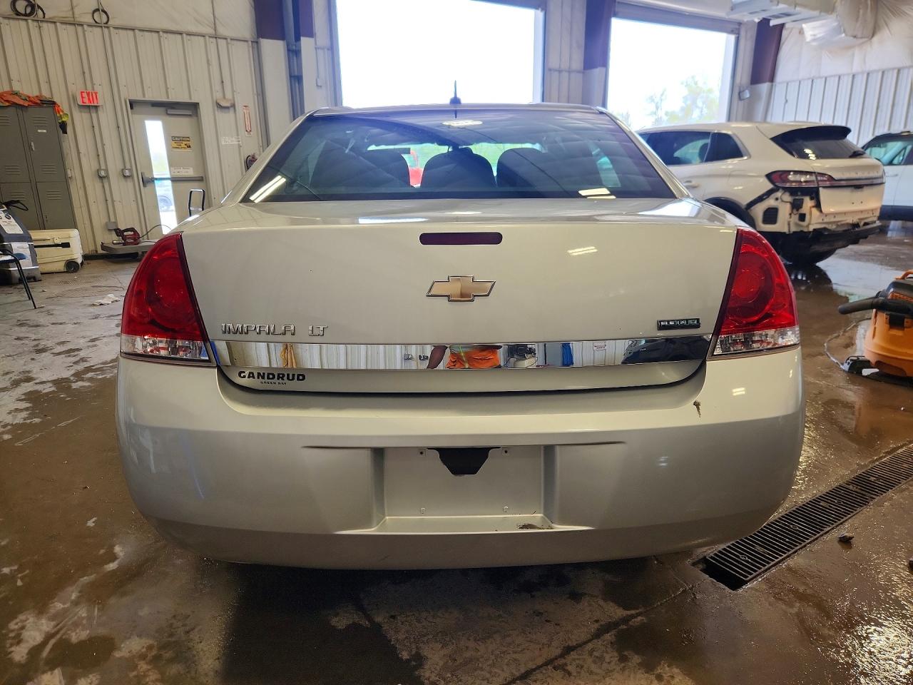 2011 Chevrolet Impala Lt Silver vin: 2G1WB5EKXB1196069