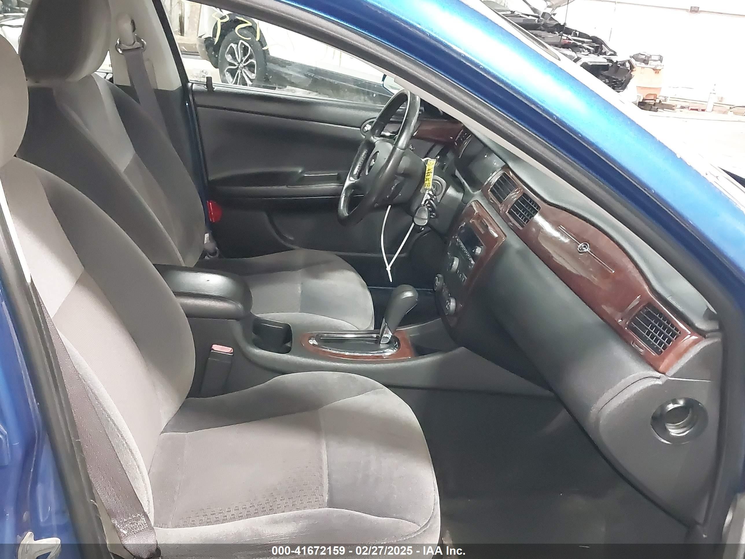 2010 Chevrolet Impala Lt Blue vin: 2G1WB5EN2A1119298