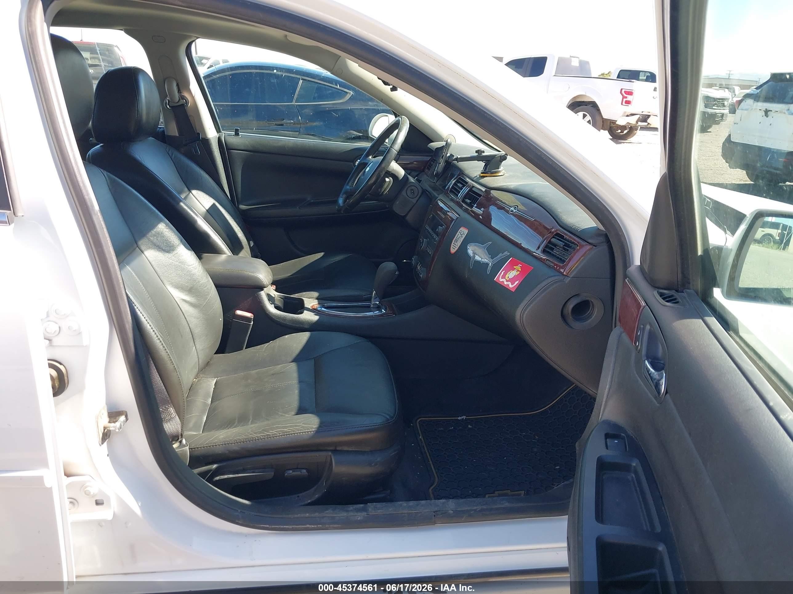 2010 Chevrolet Impala Lt White vin: 2G1WB5EN5A1129307