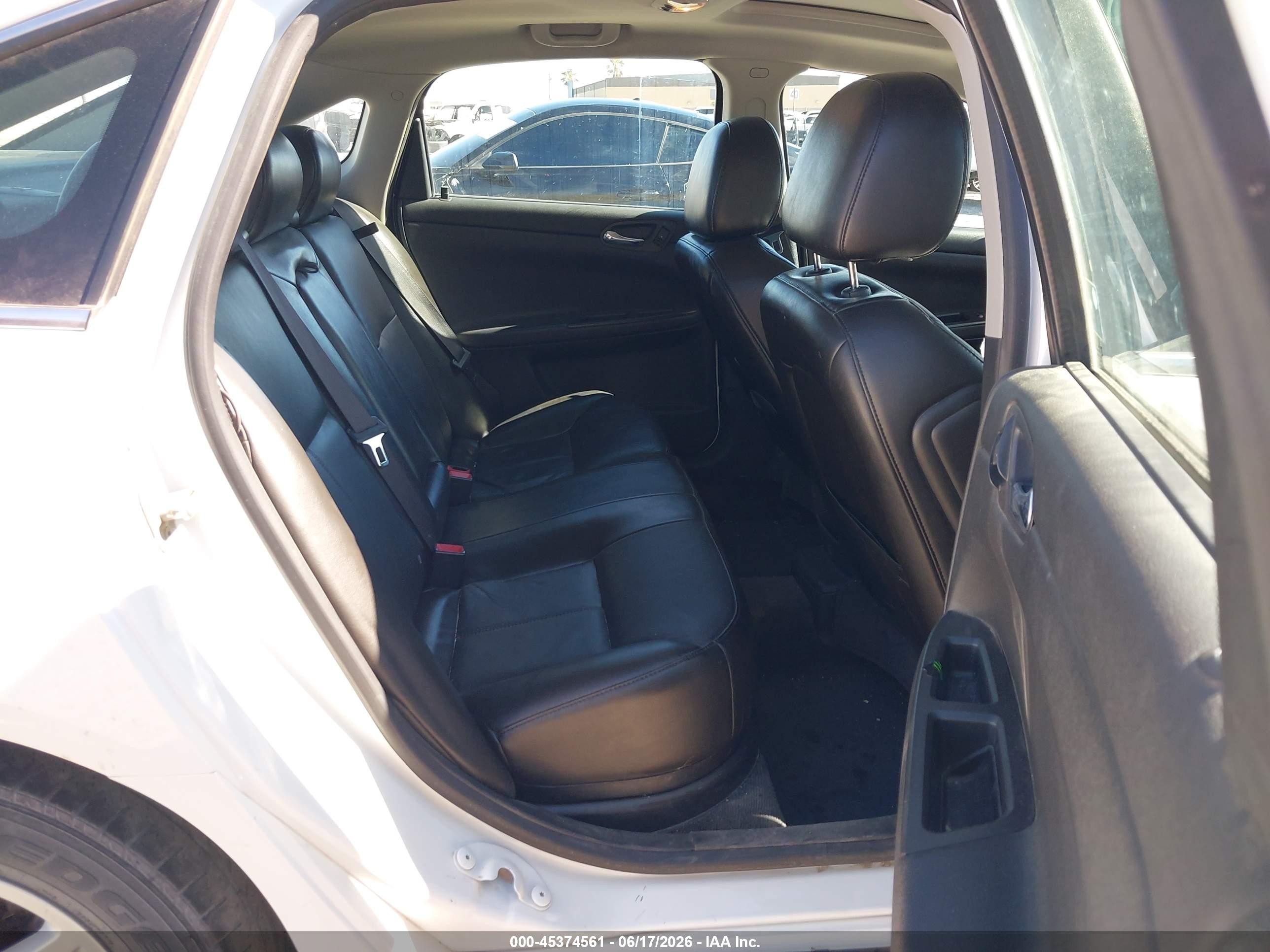 2010 Chevrolet Impala Lt White vin: 2G1WB5EN5A1129307