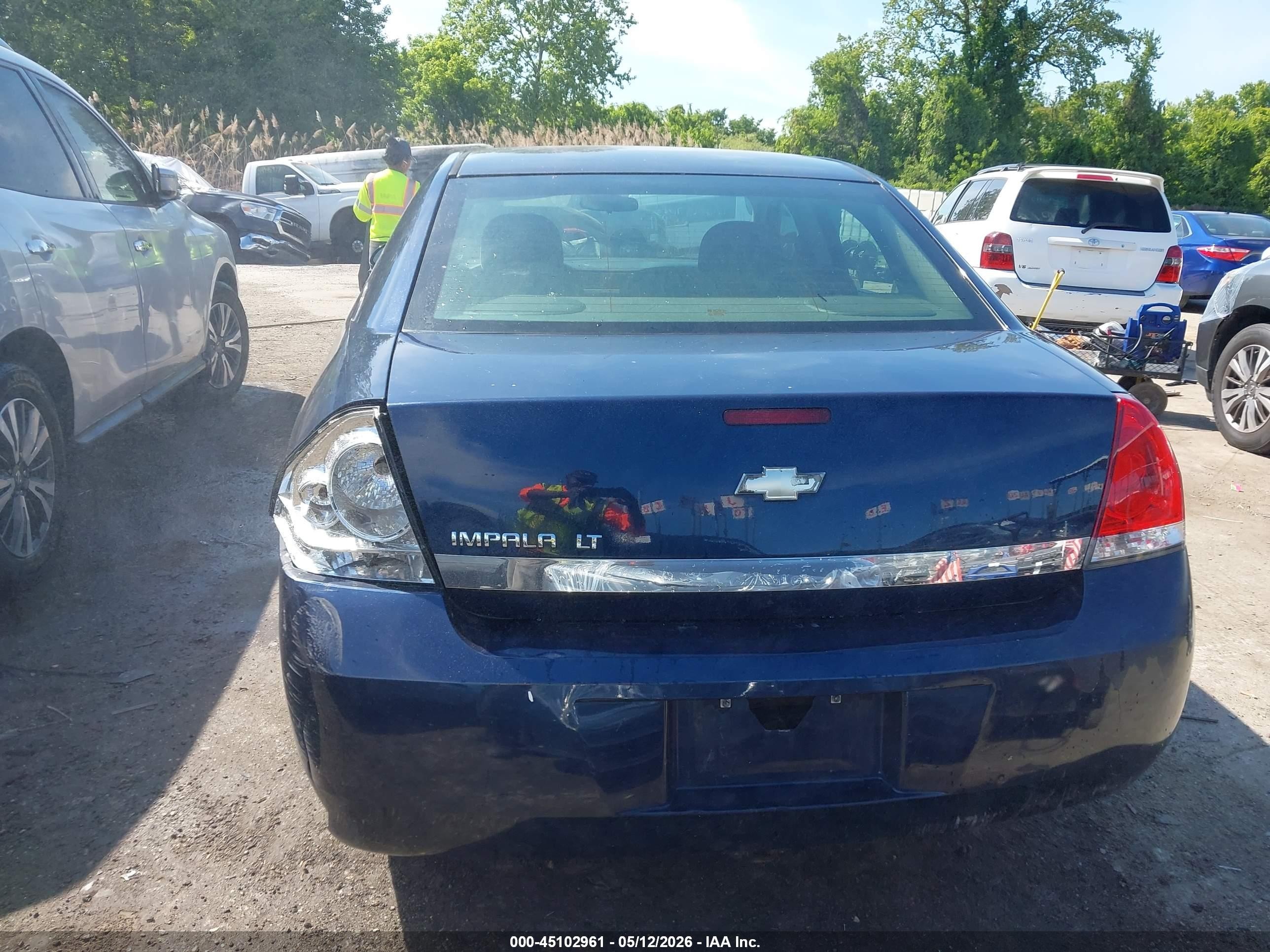2010 Chevrolet Impala Lt Blue vin: 2G1WB5EN5A1217807