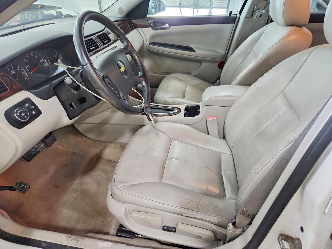 2010 Chevrolet Impala Lt White vin: 2G1WB5EN7A1258360