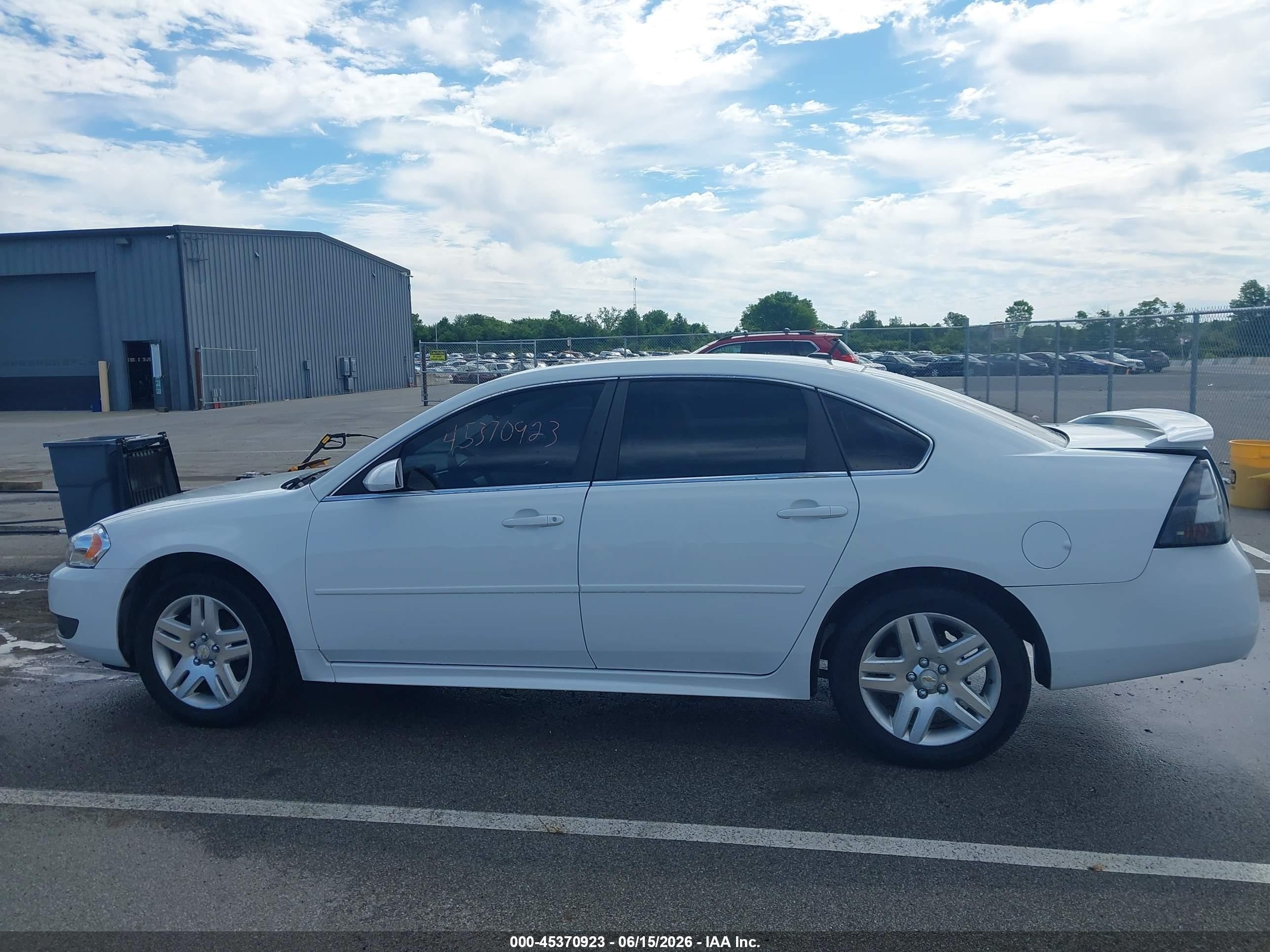 2010 Chevrolet Impala Lt White vin: 2G1WB5EN8A1186567