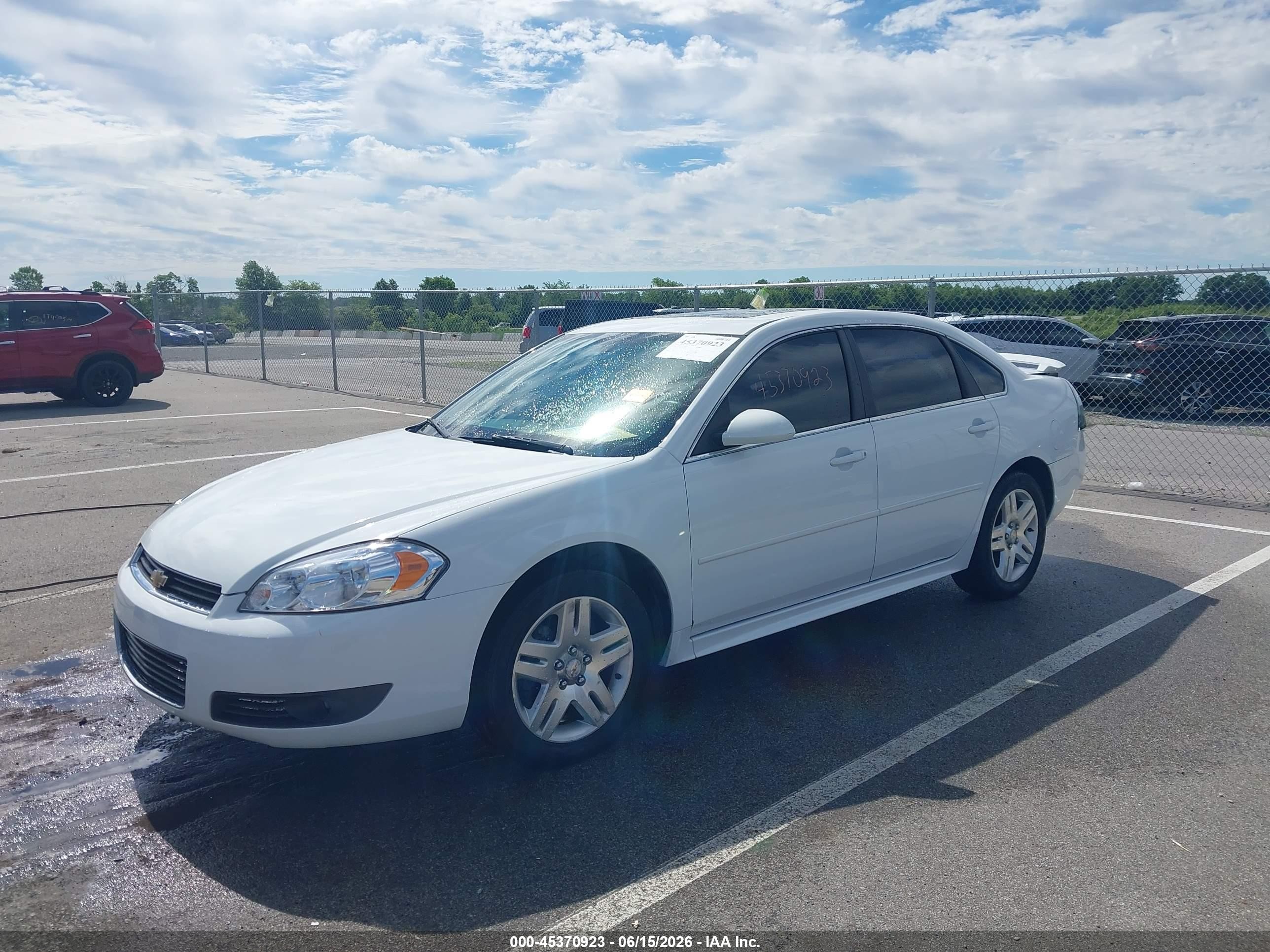 2010 Chevrolet Impala Lt White vin: 2G1WB5EN8A1186567