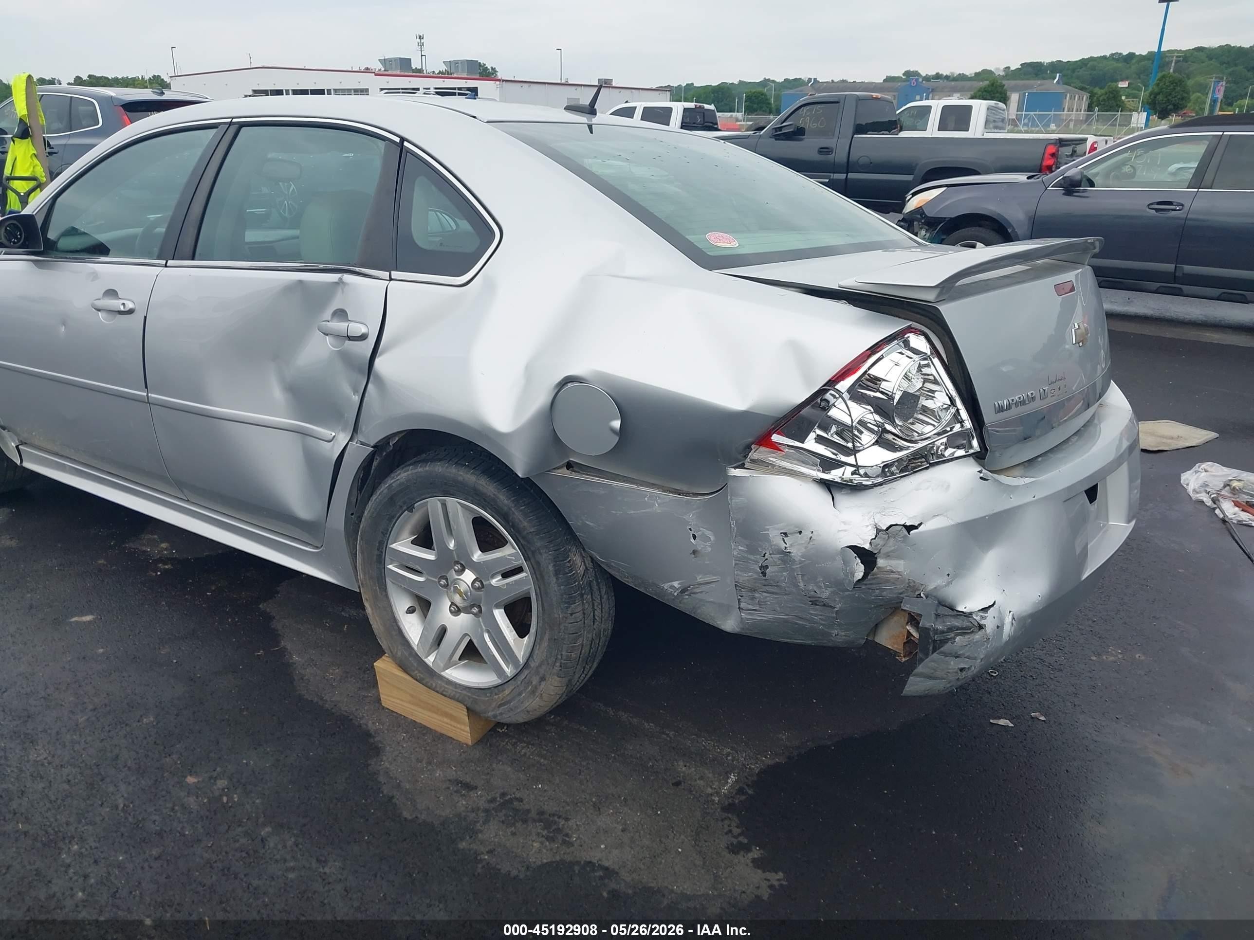 2010 Chevrolet Impala Lt Silver vin: 2G1WB5EN8A1258531