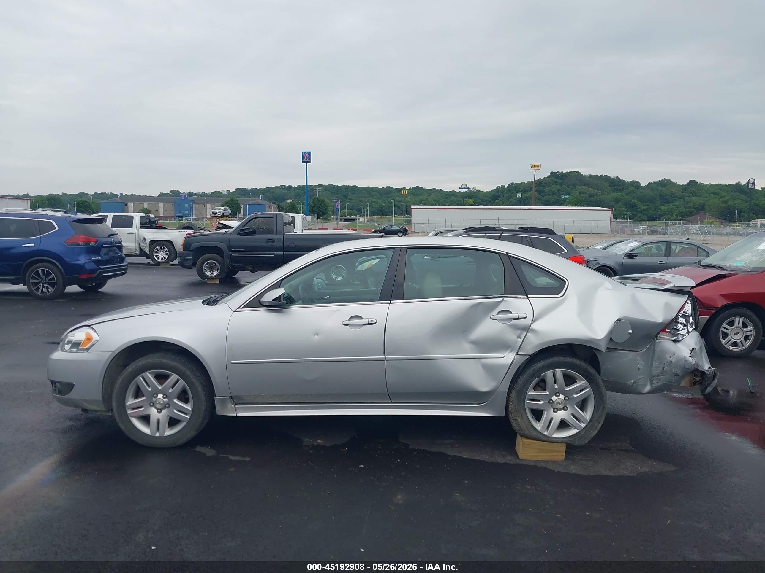 2010 Chevrolet Impala Lt Silver vin: 2G1WB5EN8A1258531