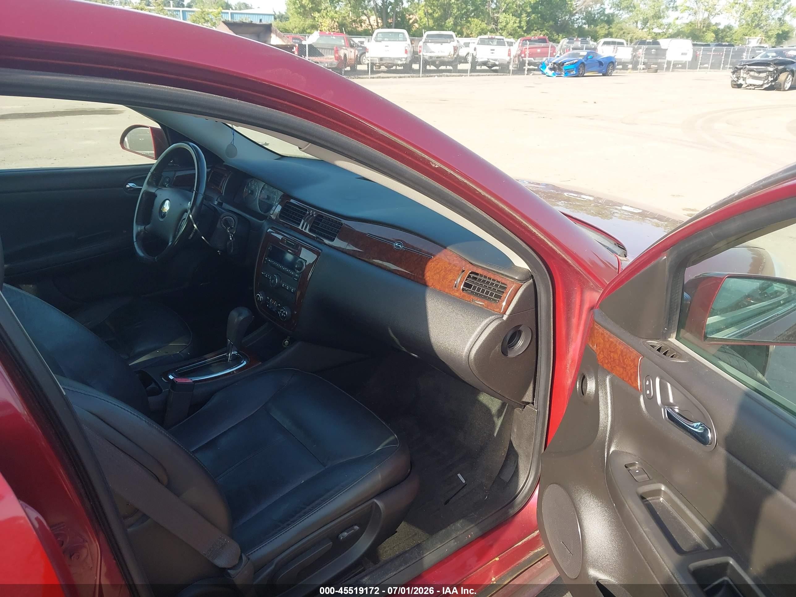 2010 Chevrolet Impala Lt Red vin: 2G1WB5EN9A1242757