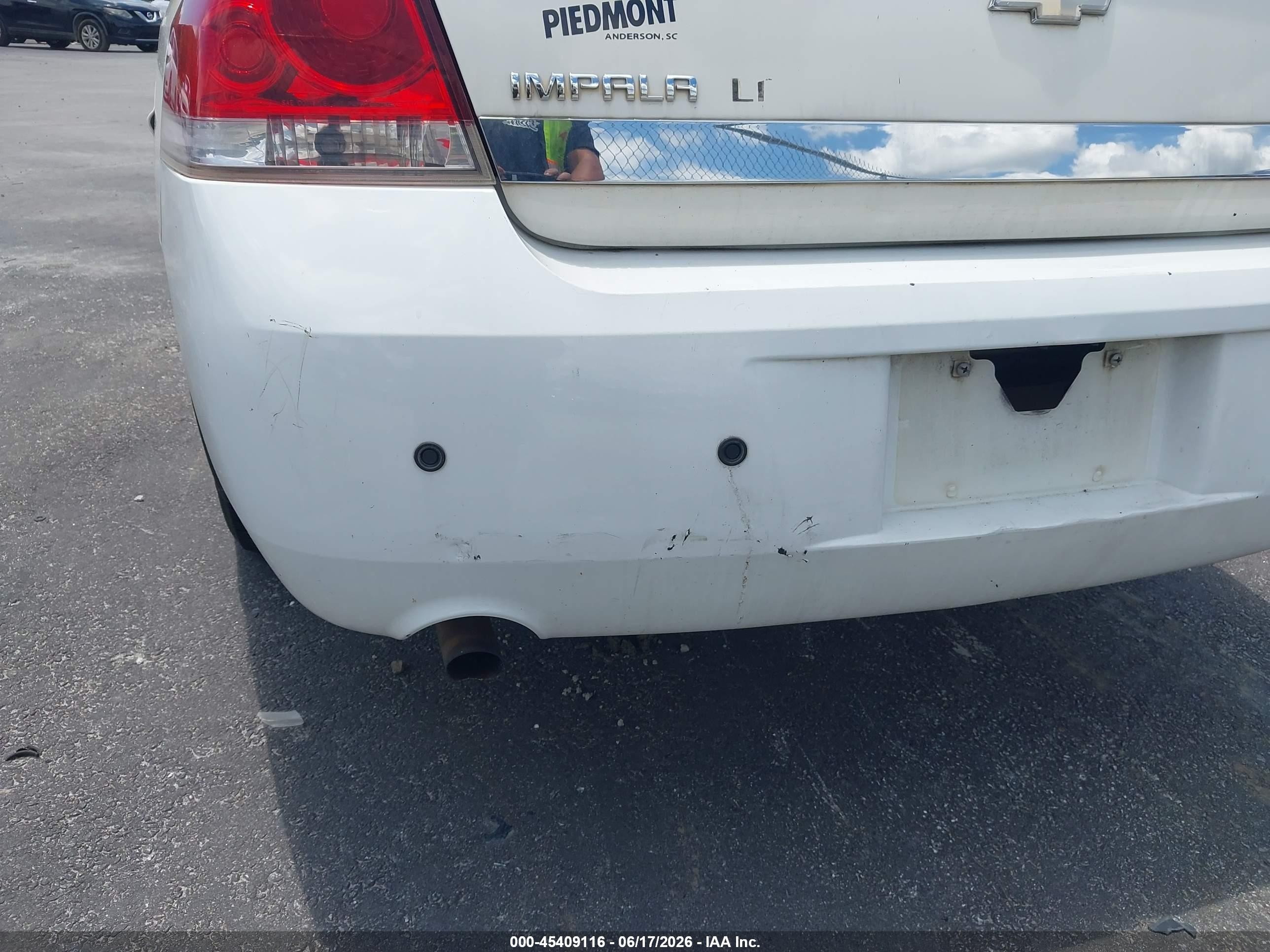 2009 Chevrolet Impala Lt White vin: 2G1WC57M591114478