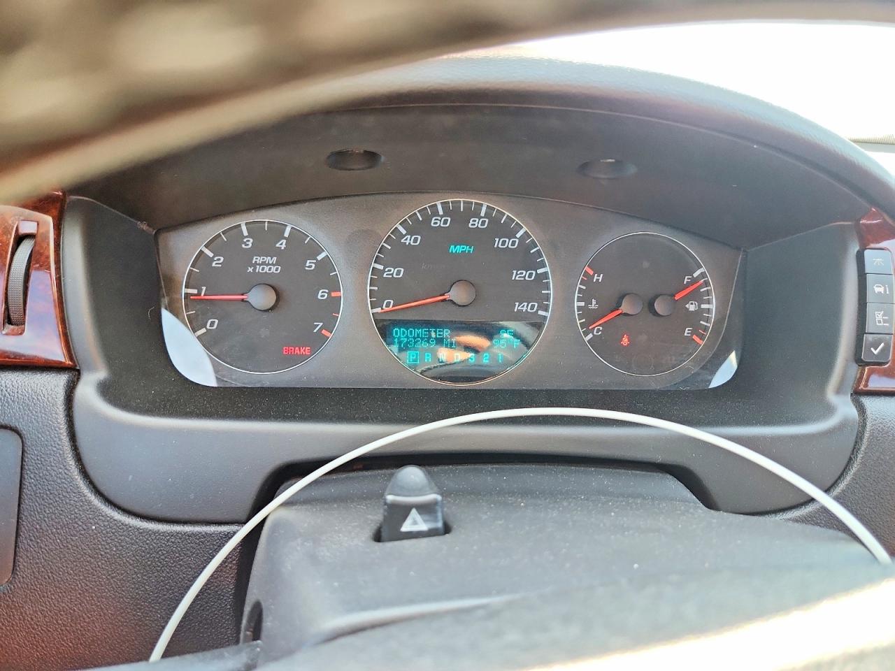 2008 Chevrolet Impala Lt Blue vin: 2G1WC583189274606