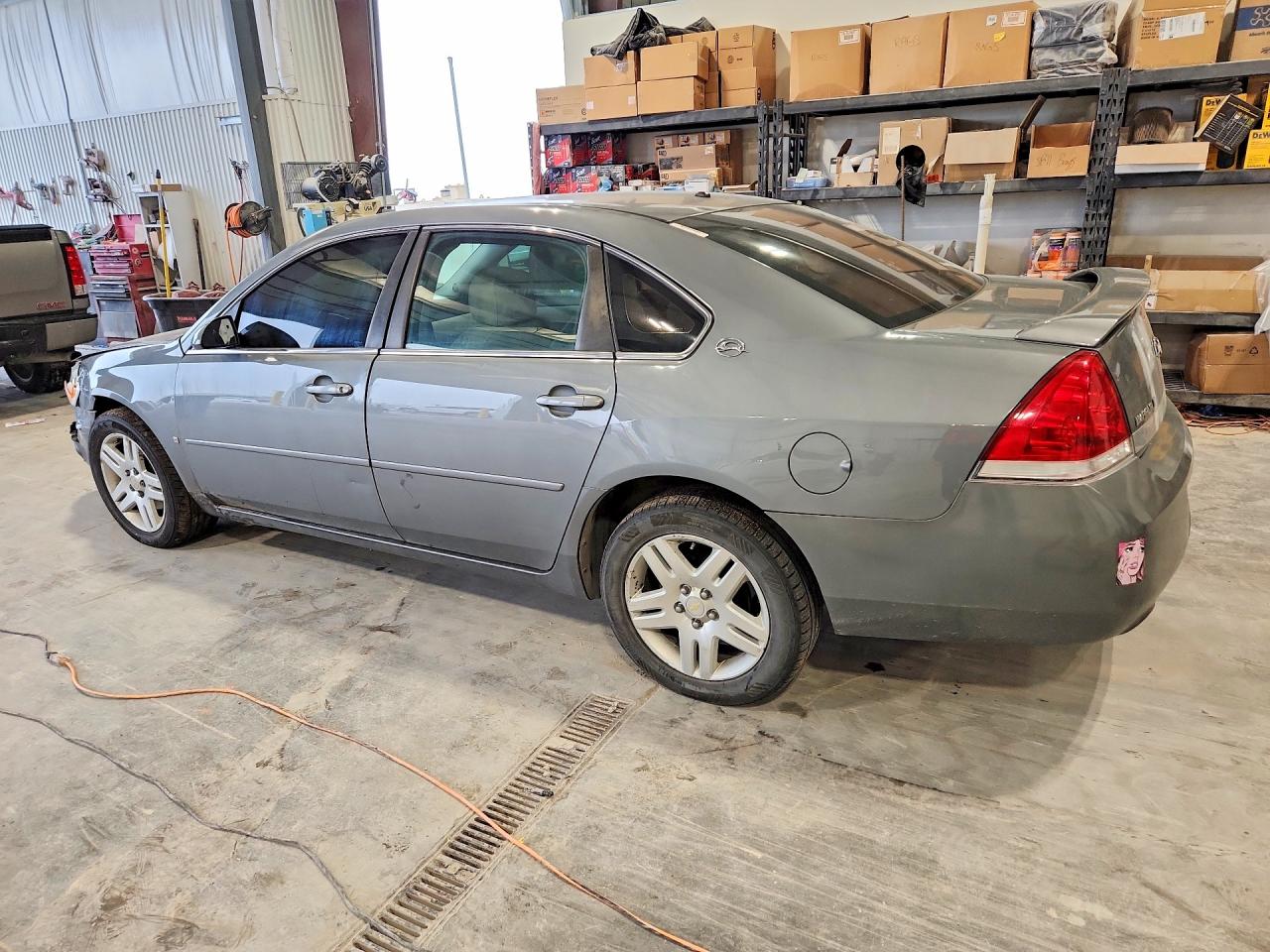 2008 Chevrolet Impala Gray vin: 2G1WC583381202109