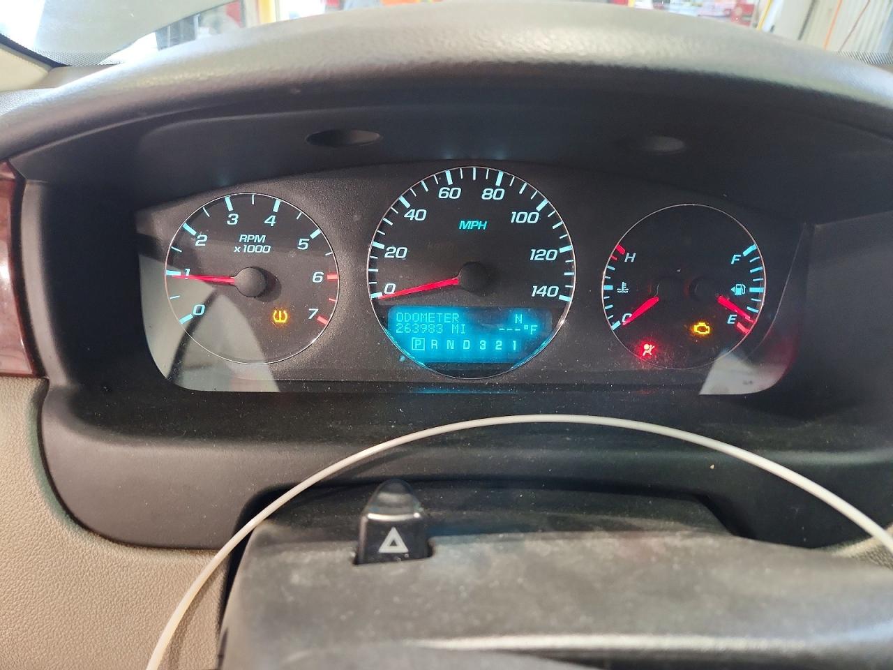 2008 Chevrolet Impala Gray vin: 2G1WC583381202109