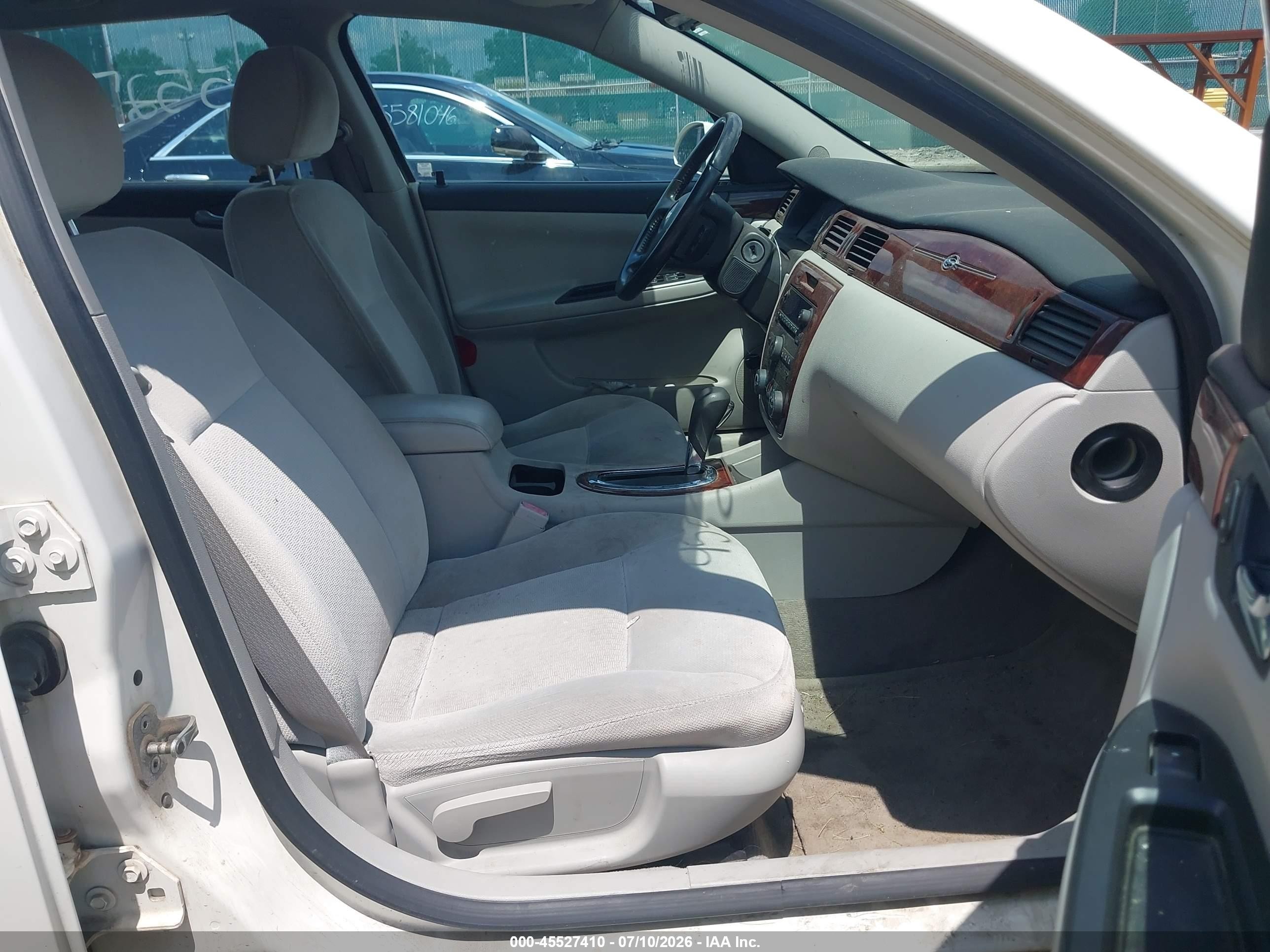 2008 Chevrolet Impala Lt White vin: 2G1WC583389148358