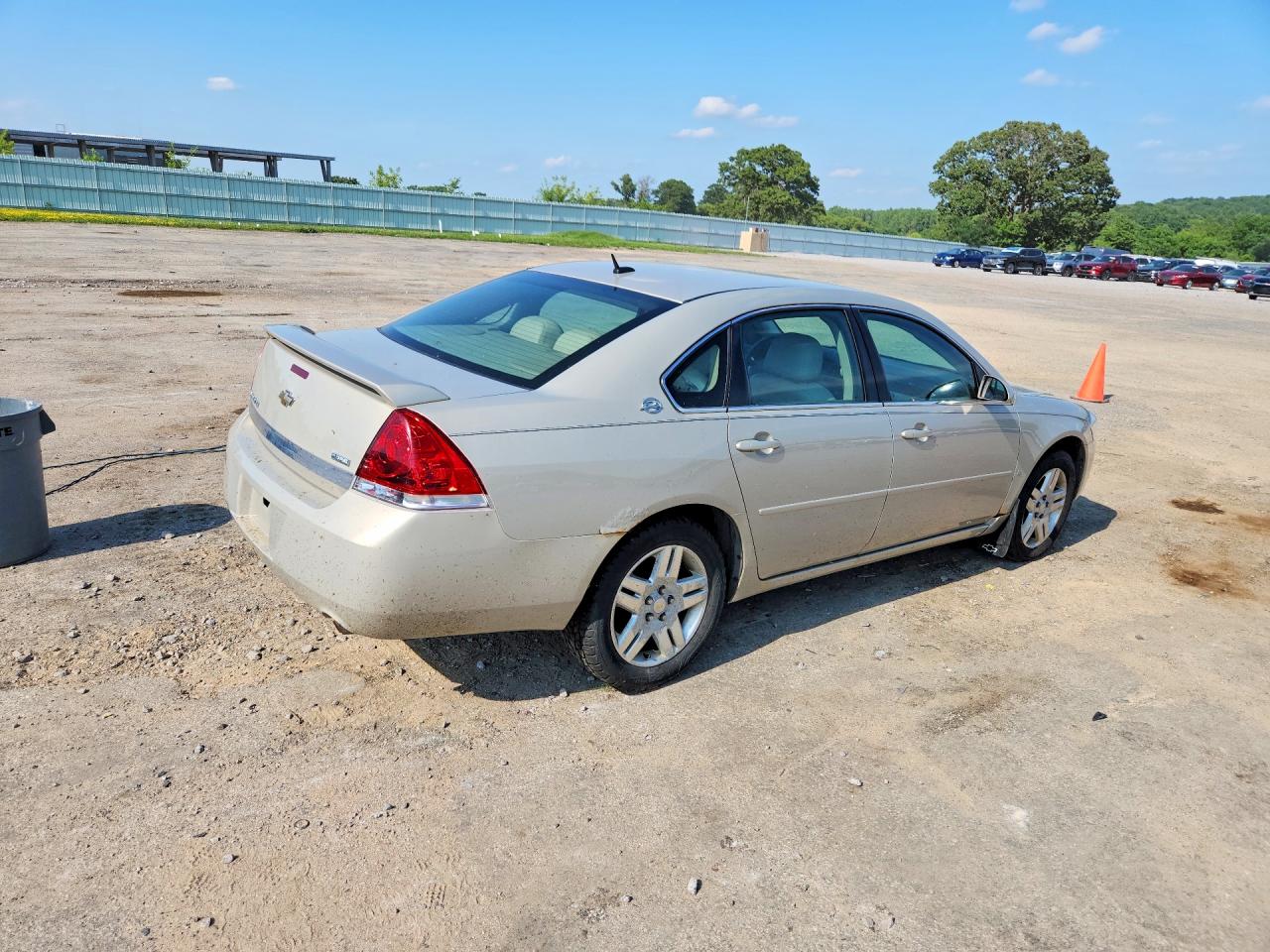 2008 Chevrolet Impala Lt Tan vin: 2G1WC583789210330