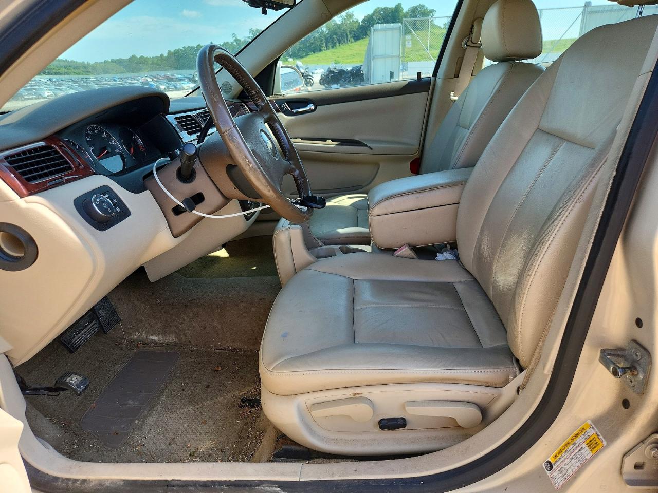 2008 Chevrolet Impala Lt Tan vin: 2G1WC583789210330