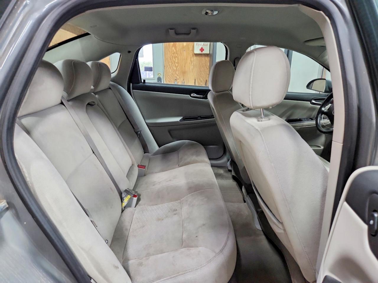 2008 Chevrolet Impala Lt Gray vin: 2G1WC583881205006