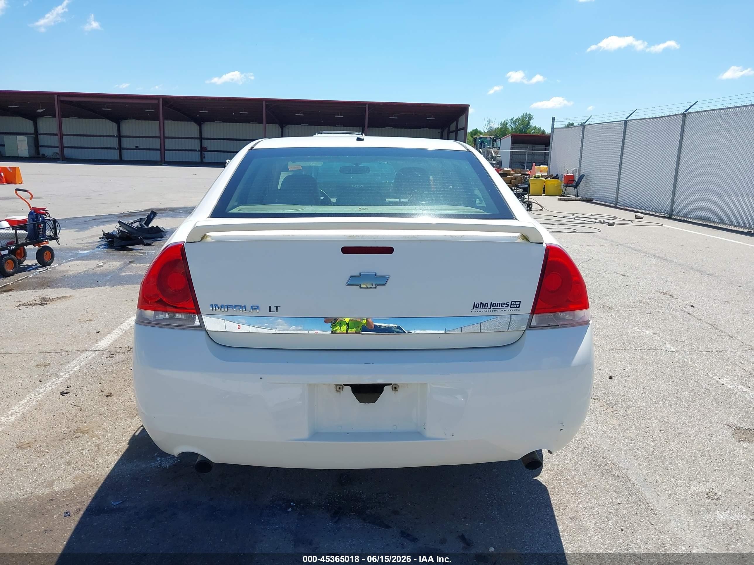 2007 Chevrolet Impala Lt White vin: 2G1WC58R979324512