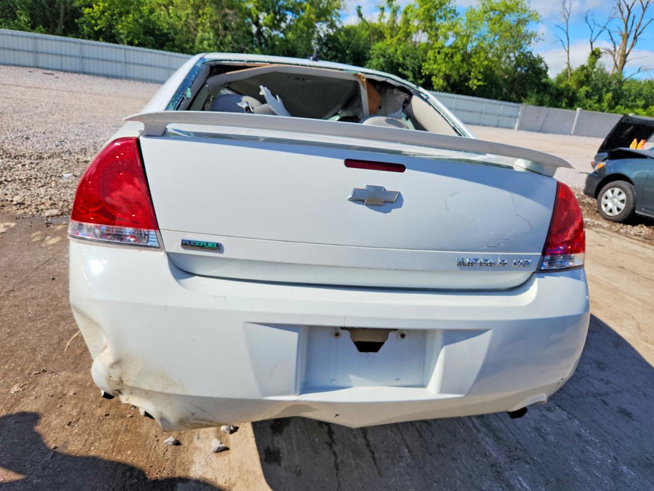 2013 Chevrolet Impala Ltz White vin: 2G1WC5E30D1164675