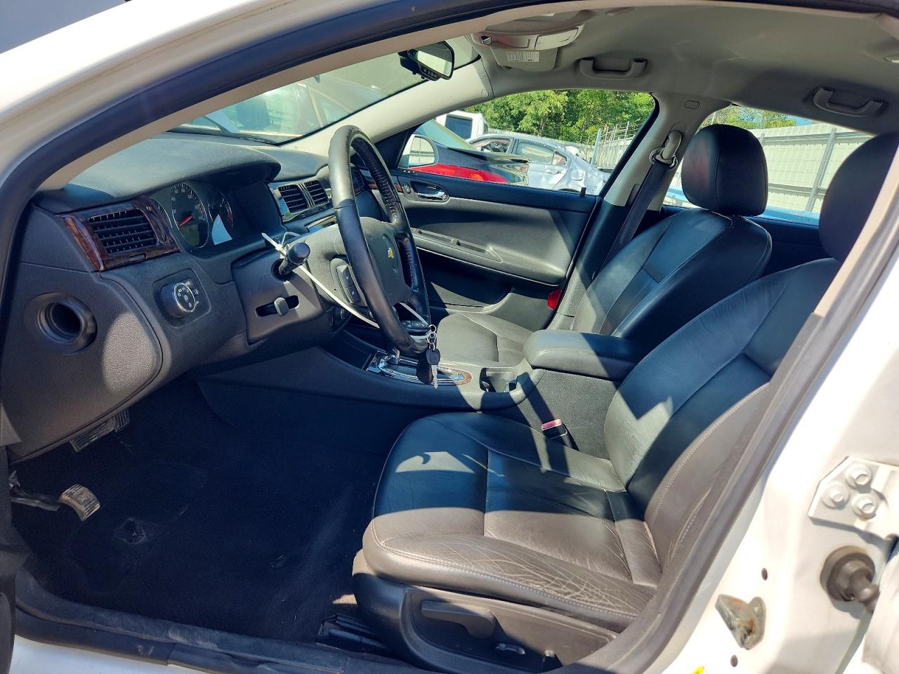 2014 Chevrolet Impala Limited Ltz White vin: 2G1WC5E30E1122265