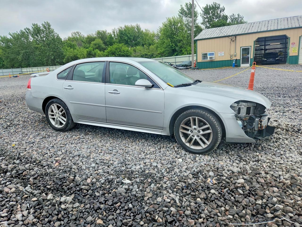 2014 Chevrolet Impala Limited Ltz Серебряный vin: 2G1WC5E31E1121867