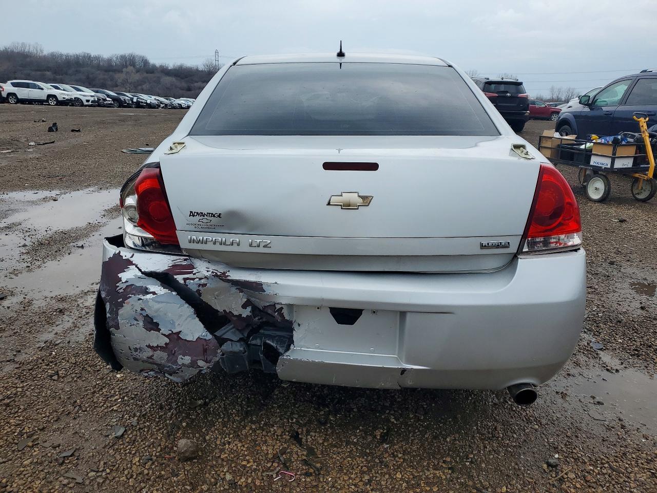 2012 Chevrolet Impala Ltz Серебряный vin: 2G1WC5E32C1112155