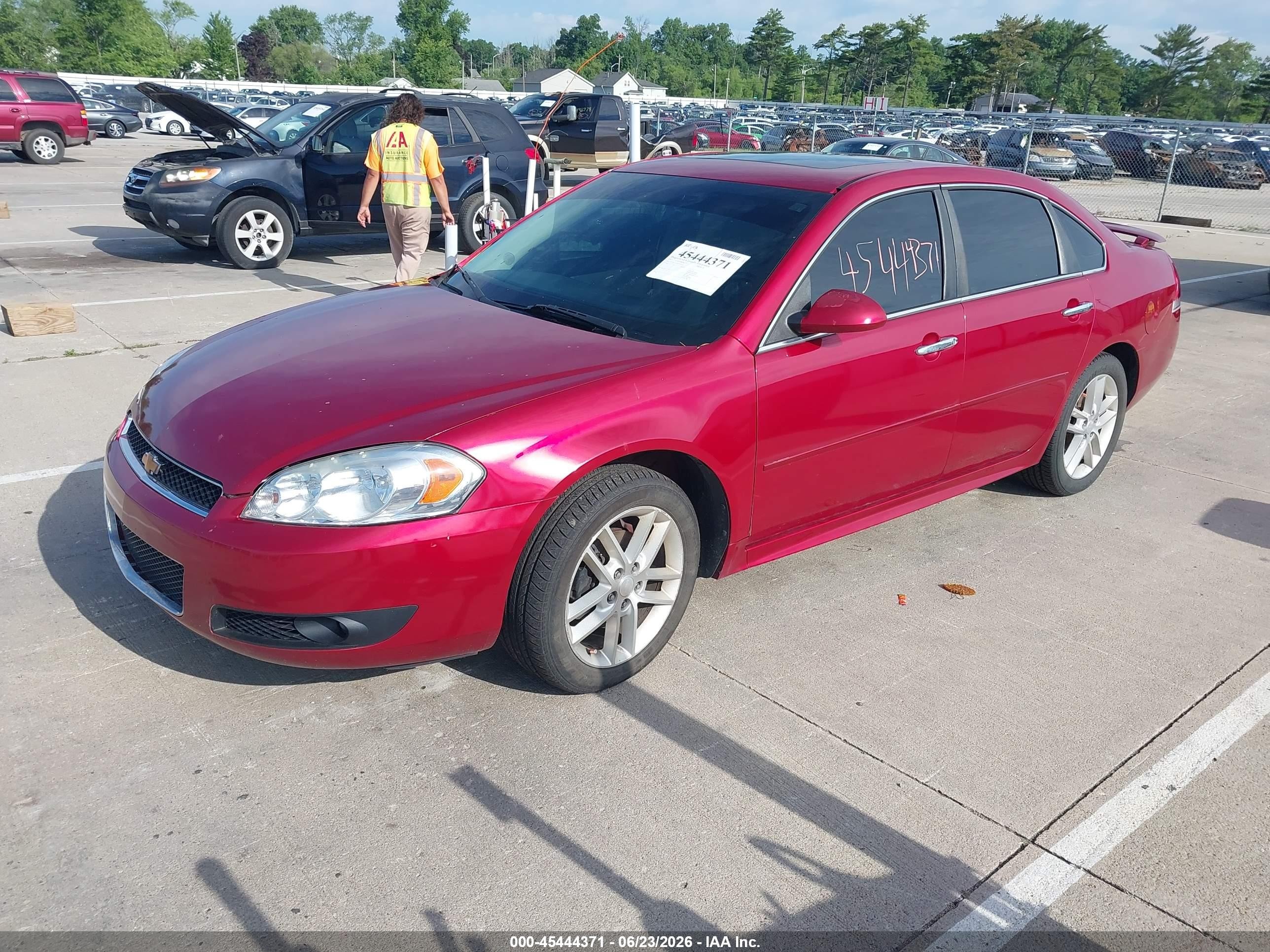 2012 Chevrolet Impala Ltz Red vin: 2G1WC5E33C1230716