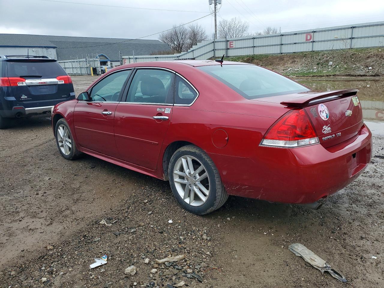 2012 Chevrolet Impala Ltz Red vin: 2G1WC5E33C1336227