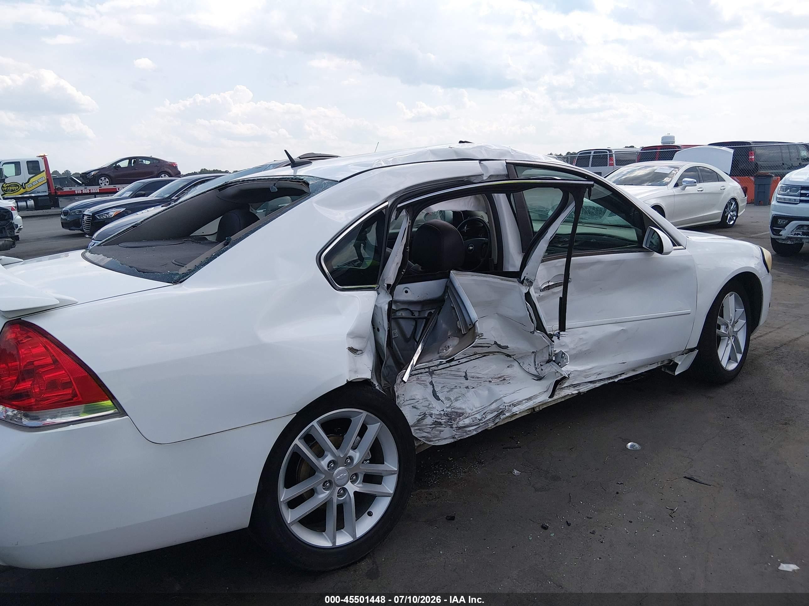 2012 Chevrolet Impala Ltz White vin: 2G1WC5E34C1196057