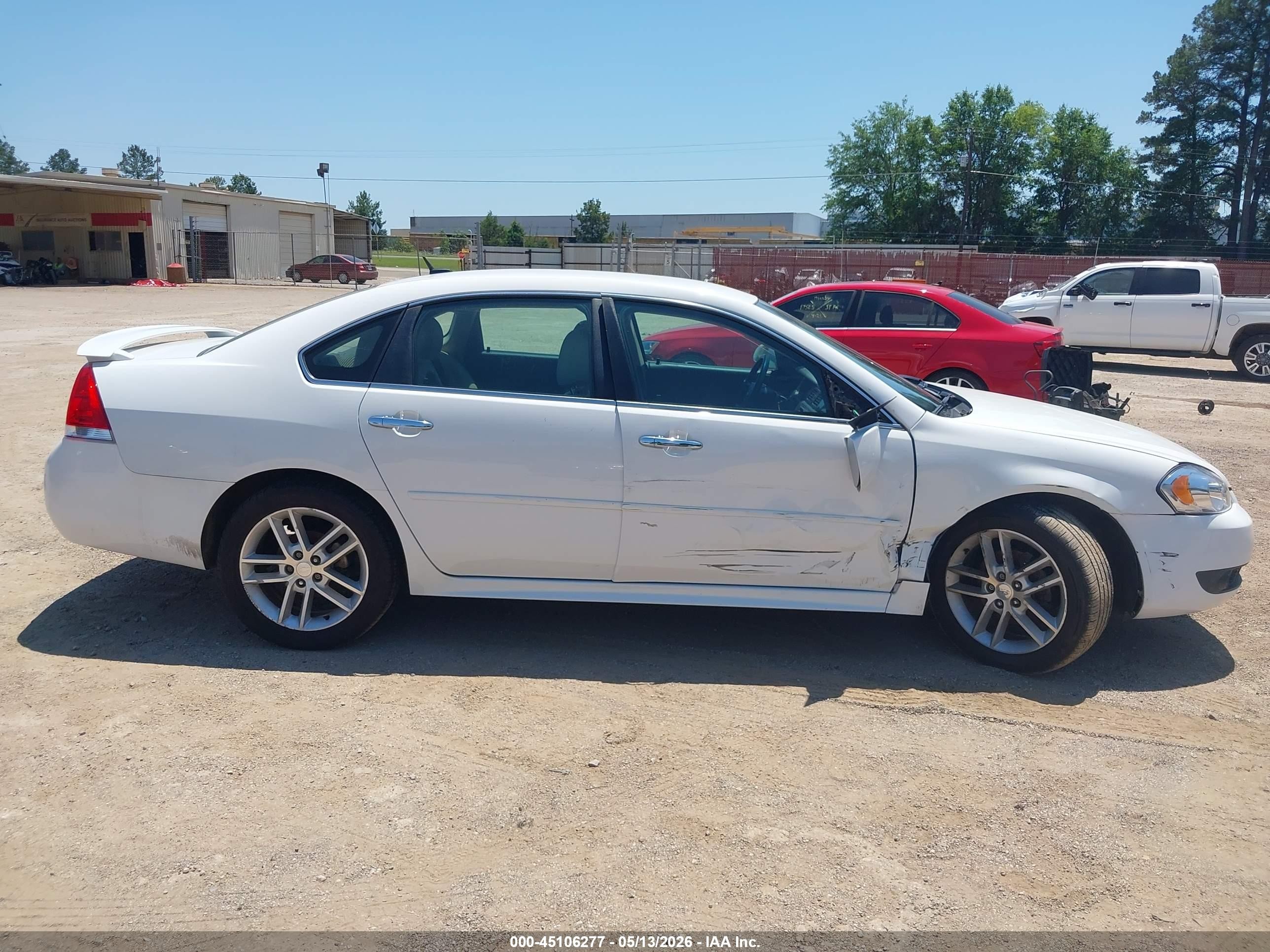 2012 Chevrolet Impala Ltz White vin: 2G1WC5E34C1241479