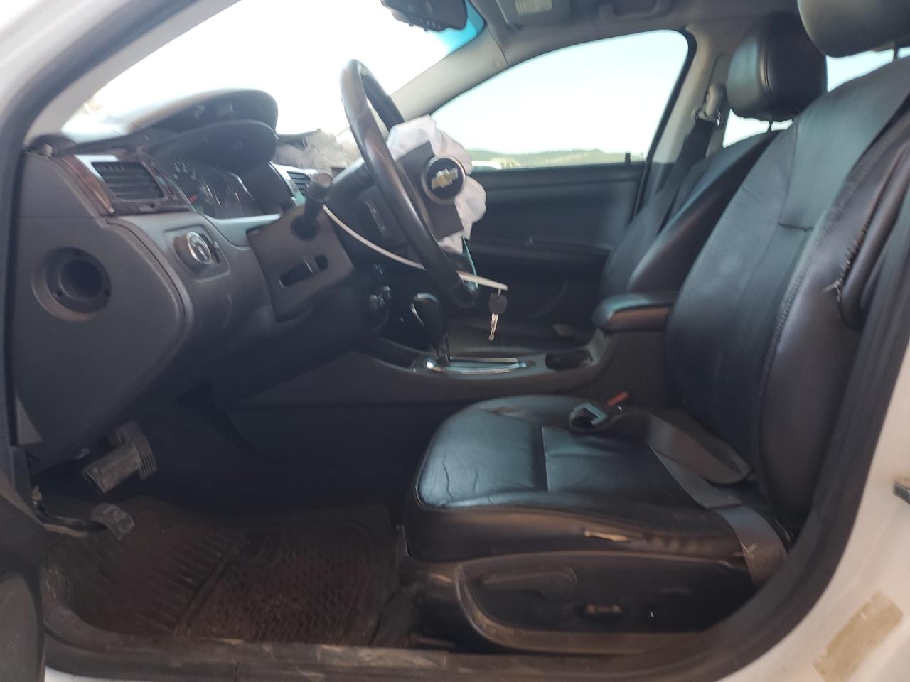 2013 Chevrolet Impala White vin: 2G1WC5E34D1221265