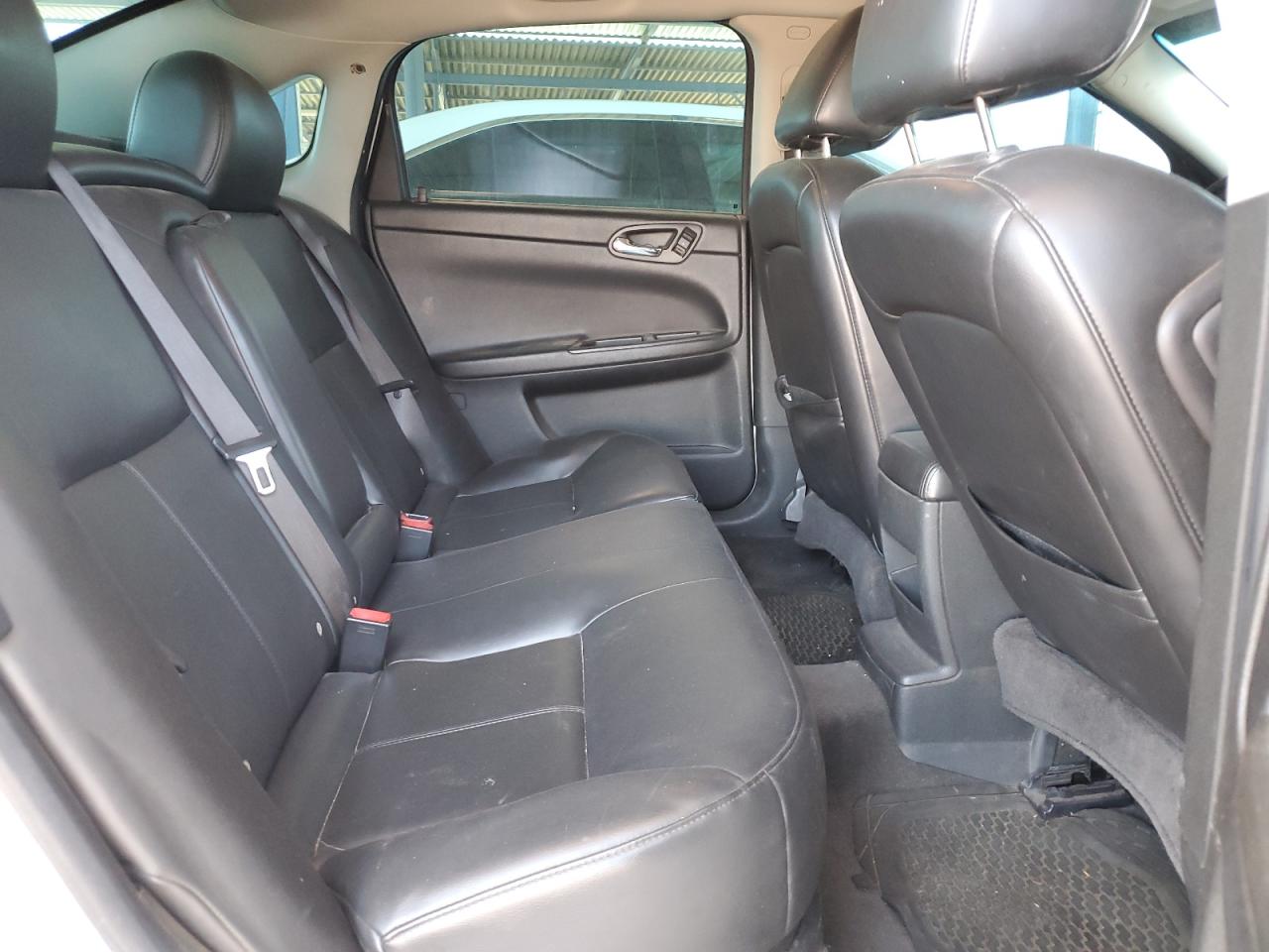 2013 Chevrolet Impala White vin: 2G1WC5E34D1221265