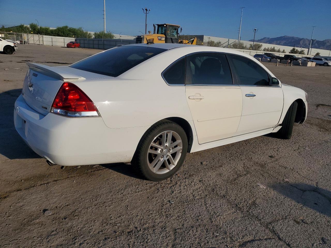 2012 Chevrolet Impala Ltz White vin: 2G1WC5E35C1201234