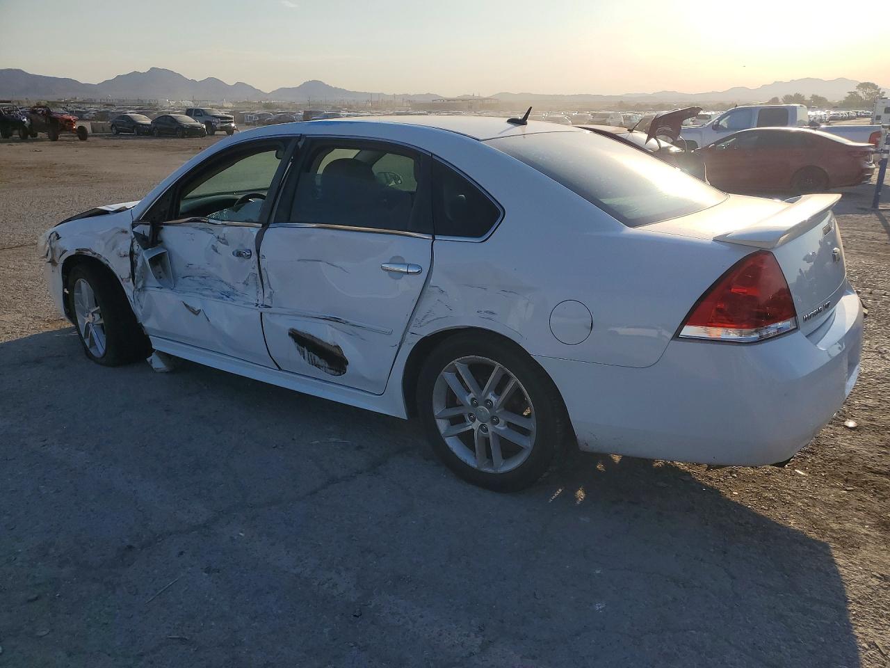 2012 Chevrolet Impala Ltz White vin: 2G1WC5E35C1201234